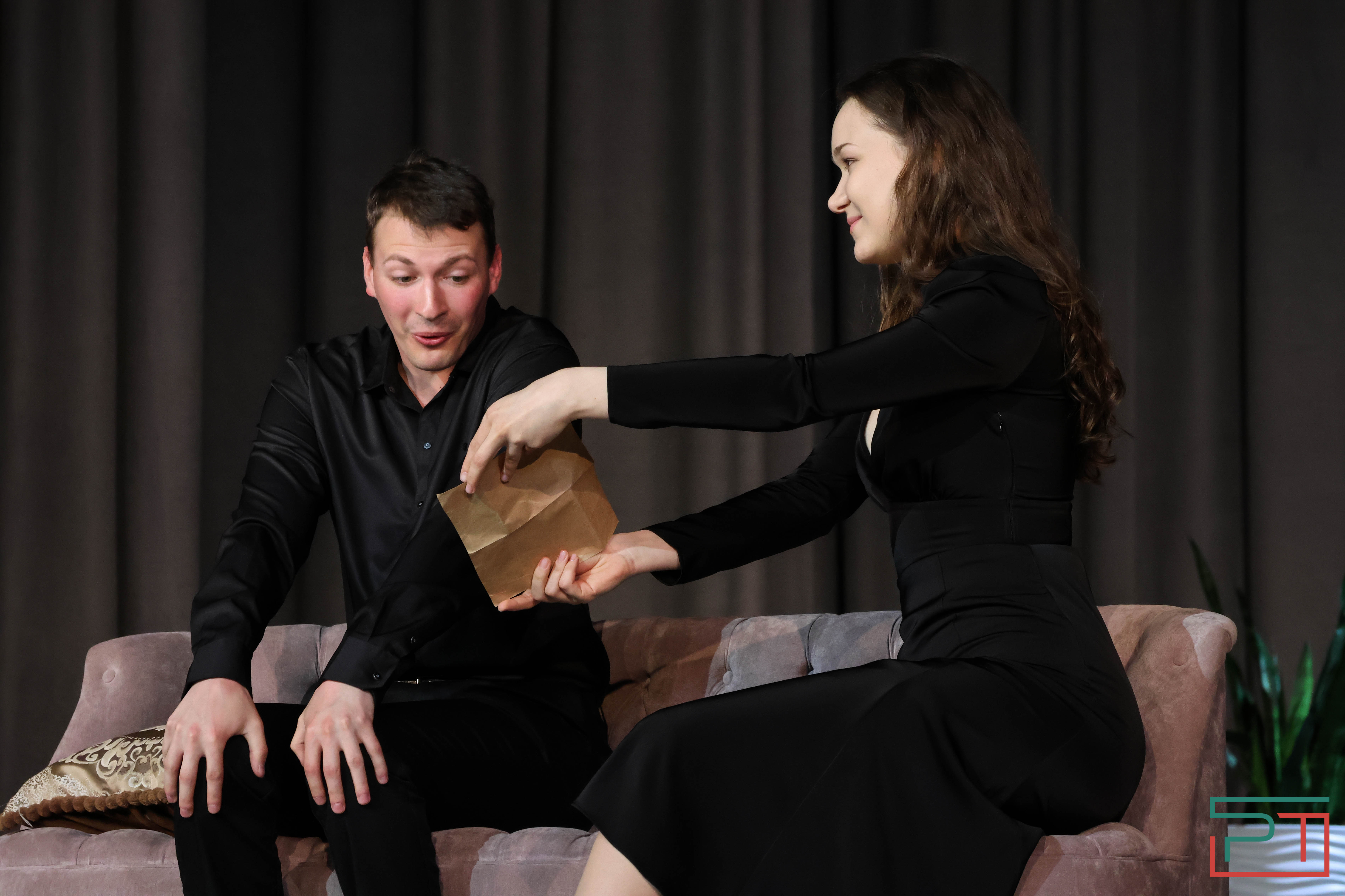 Актеры ГИТИСфеста выступили в Казани