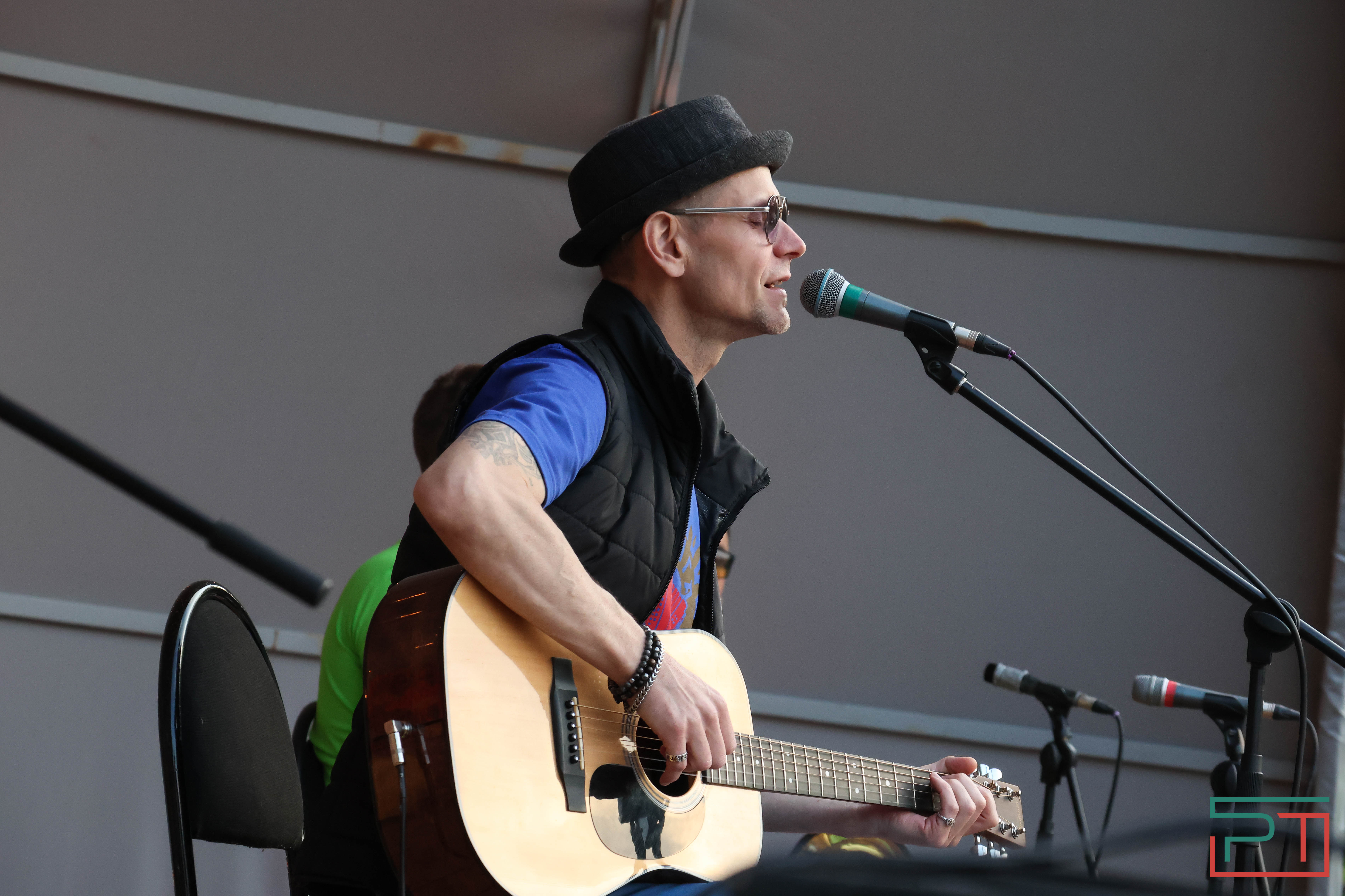 Группа Волга-Волга открыла летний сезон в дворике Национального музея РТ