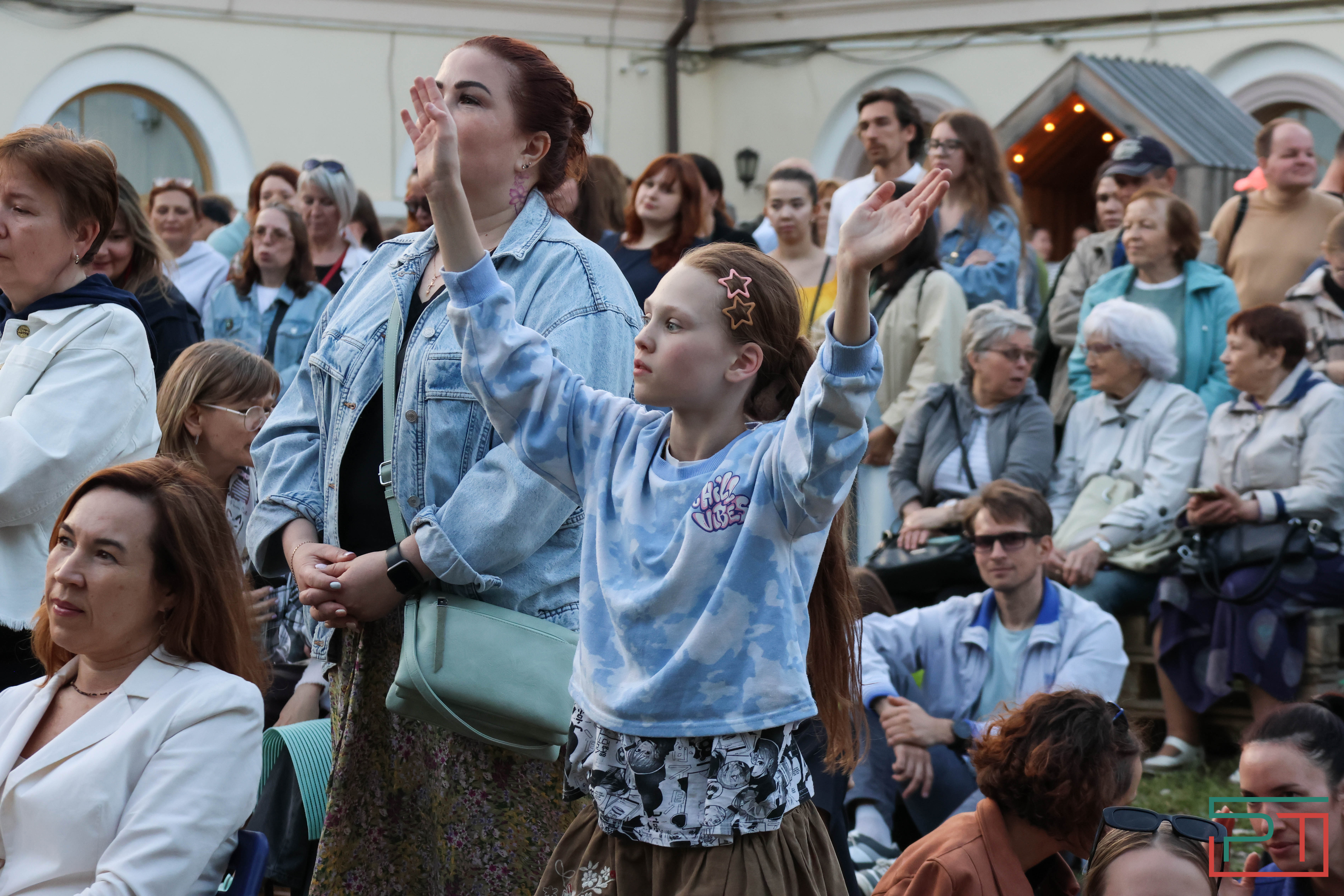 Группа Волга-Волга открыла летний сезон в дворике Национального музея РТ