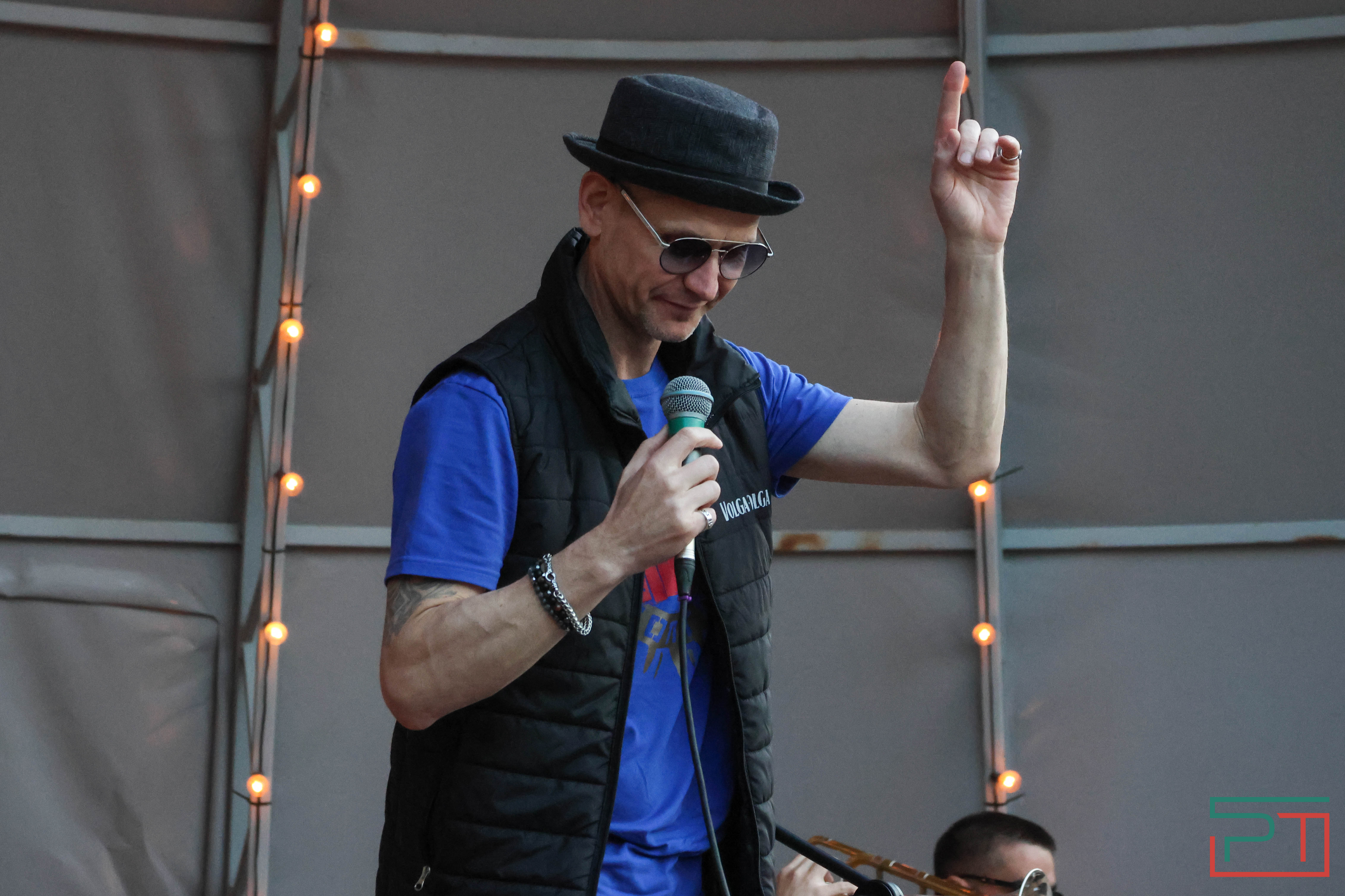 Группа Волга-Волга открыла летний сезон в дворике Национального музея РТ