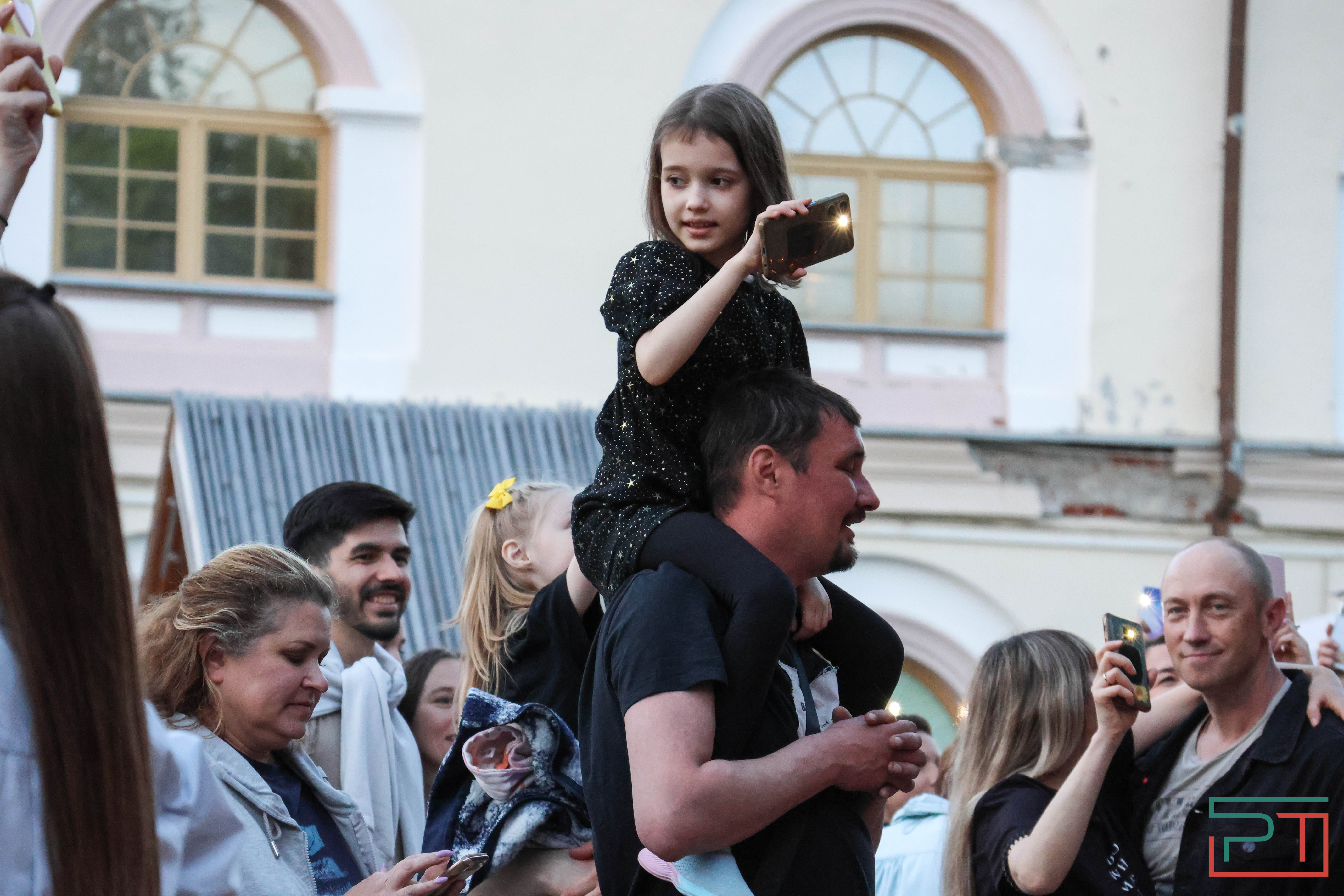 Группа Волга-Волга открыла летний сезон в дворике Национального музея РТ