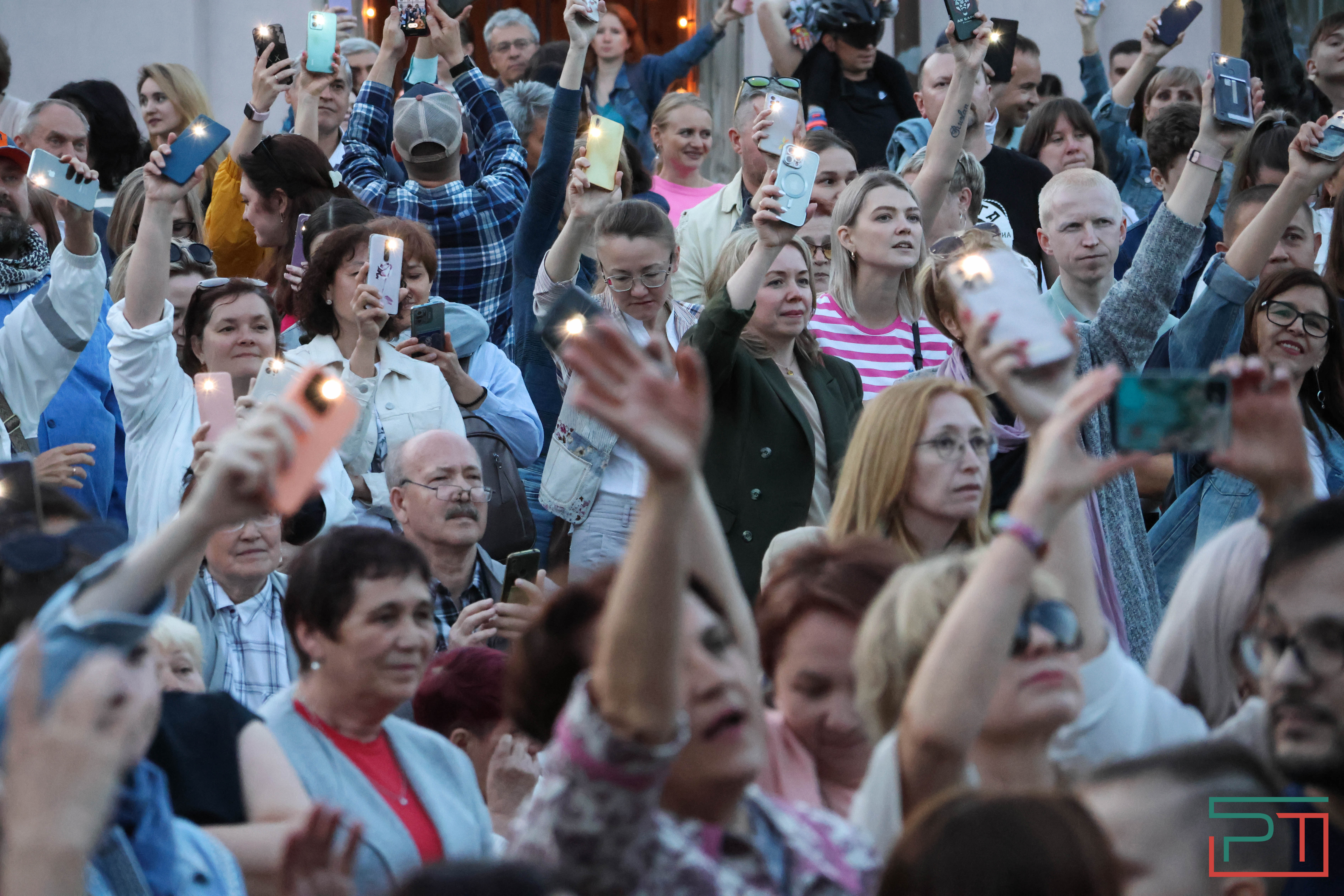 Группа Волга-Волга открыла летний сезон в дворике Национального музея РТ