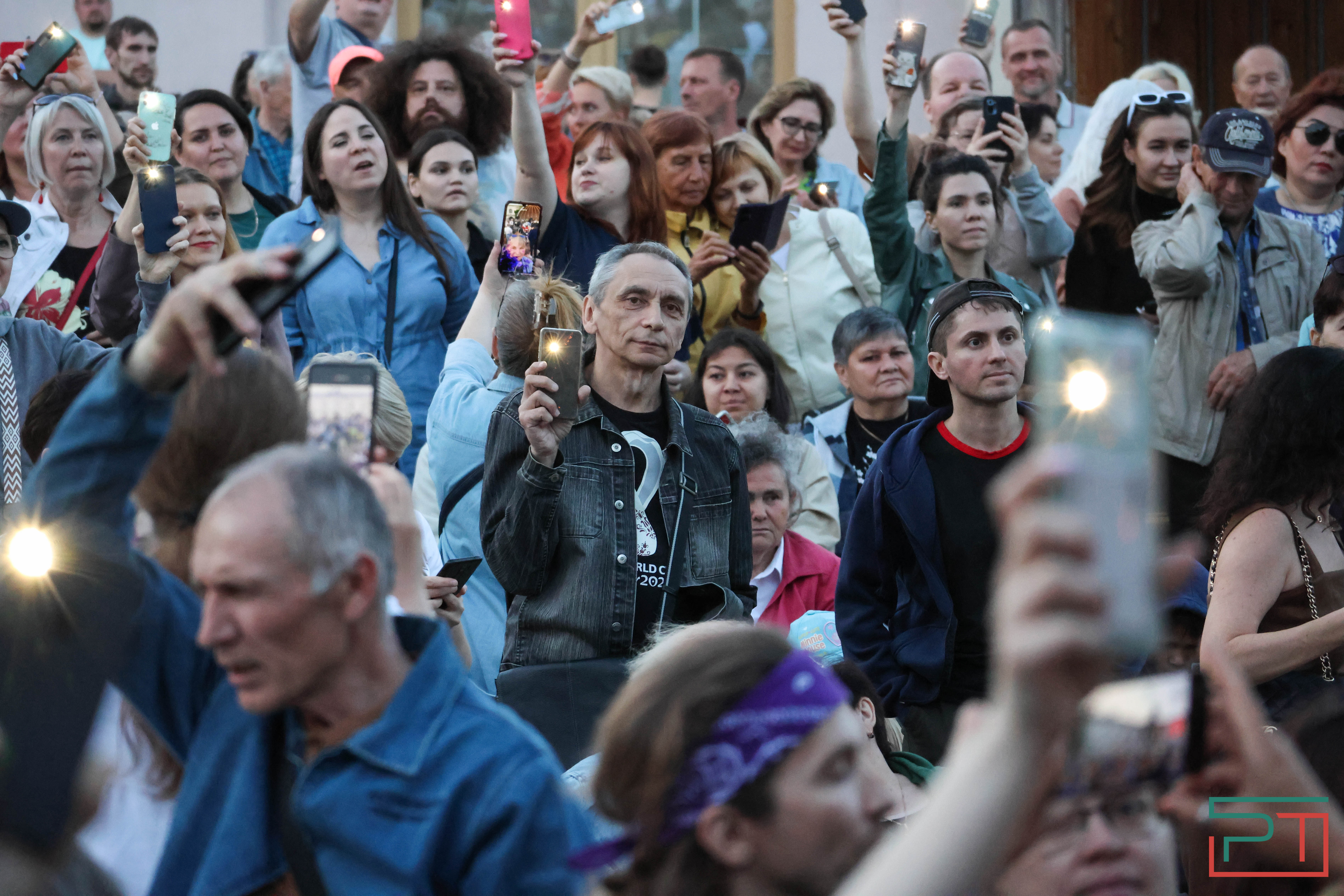 Группа Волга-Волга открыла летний сезон в дворике Национального музея РТ
