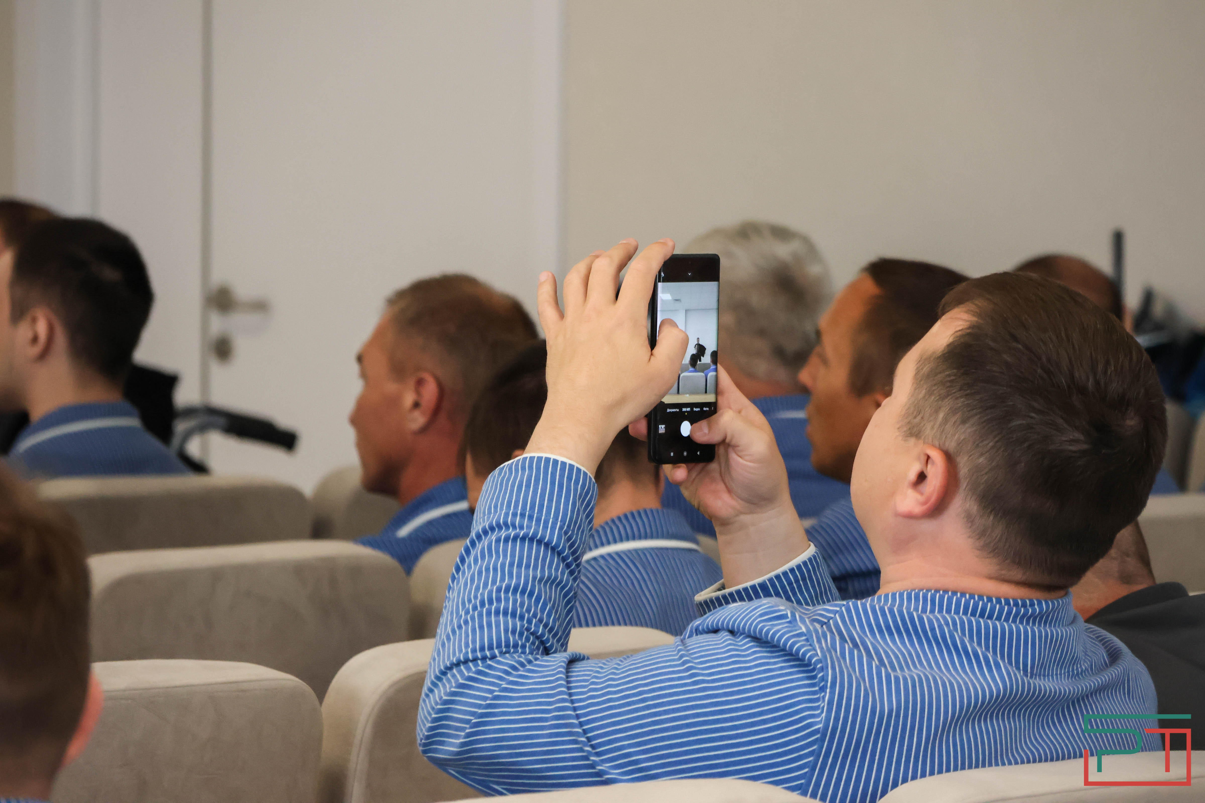 Праздничный концерт прошел в Казанском военном госпитале