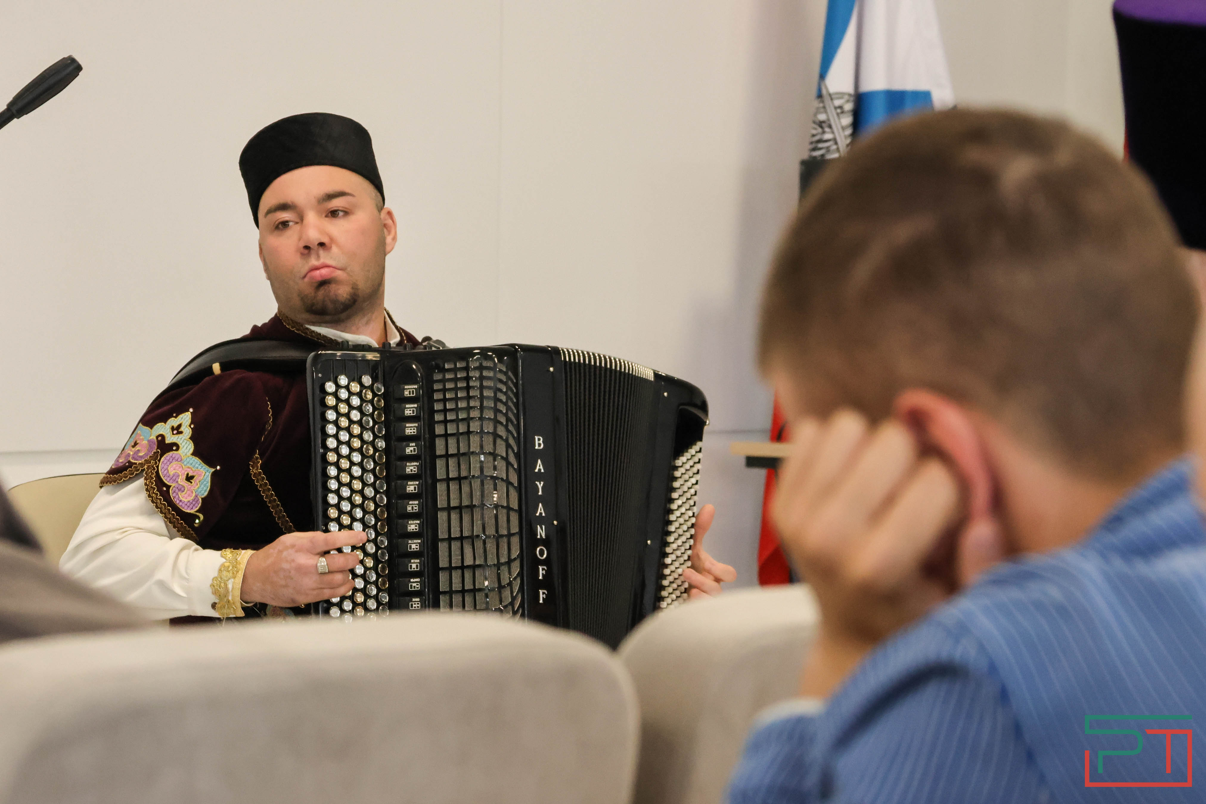 Праздничный концерт прошел в Казанском военном госпитале