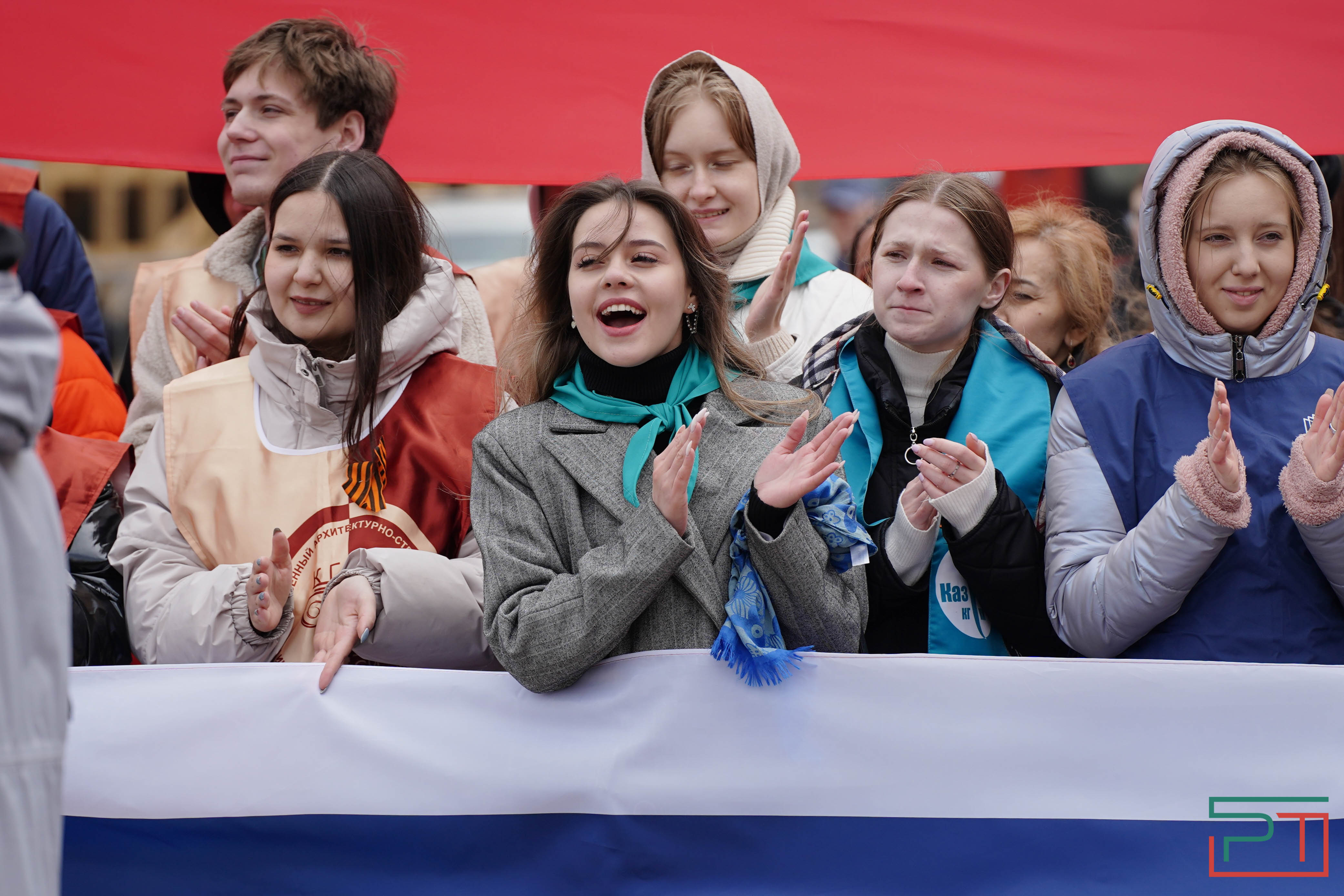 Молодежь Татарстана встретила ветеранов ВОВ