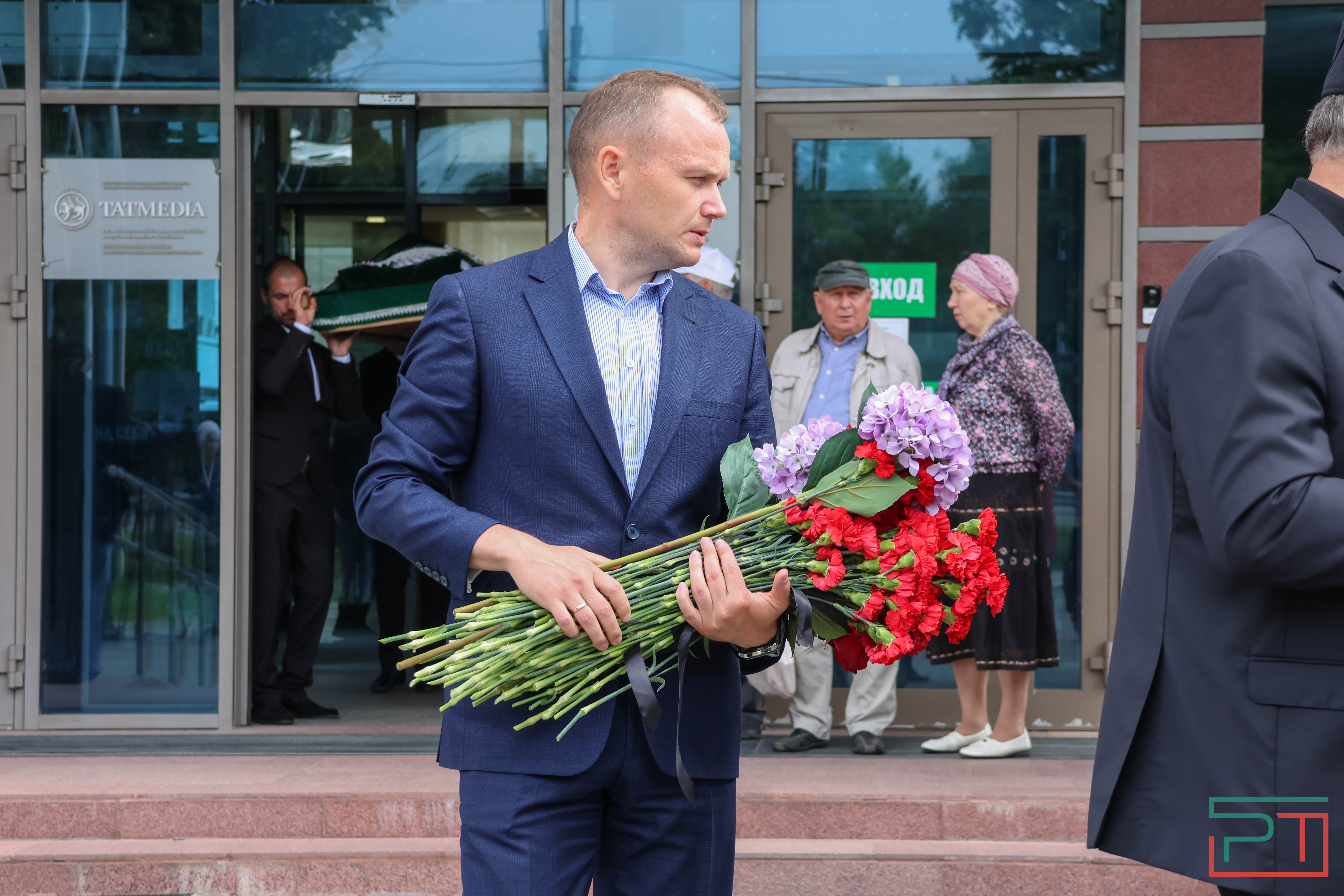 В Казани простились с экс-министром информации и печати РТ Шамилем Хамматовым