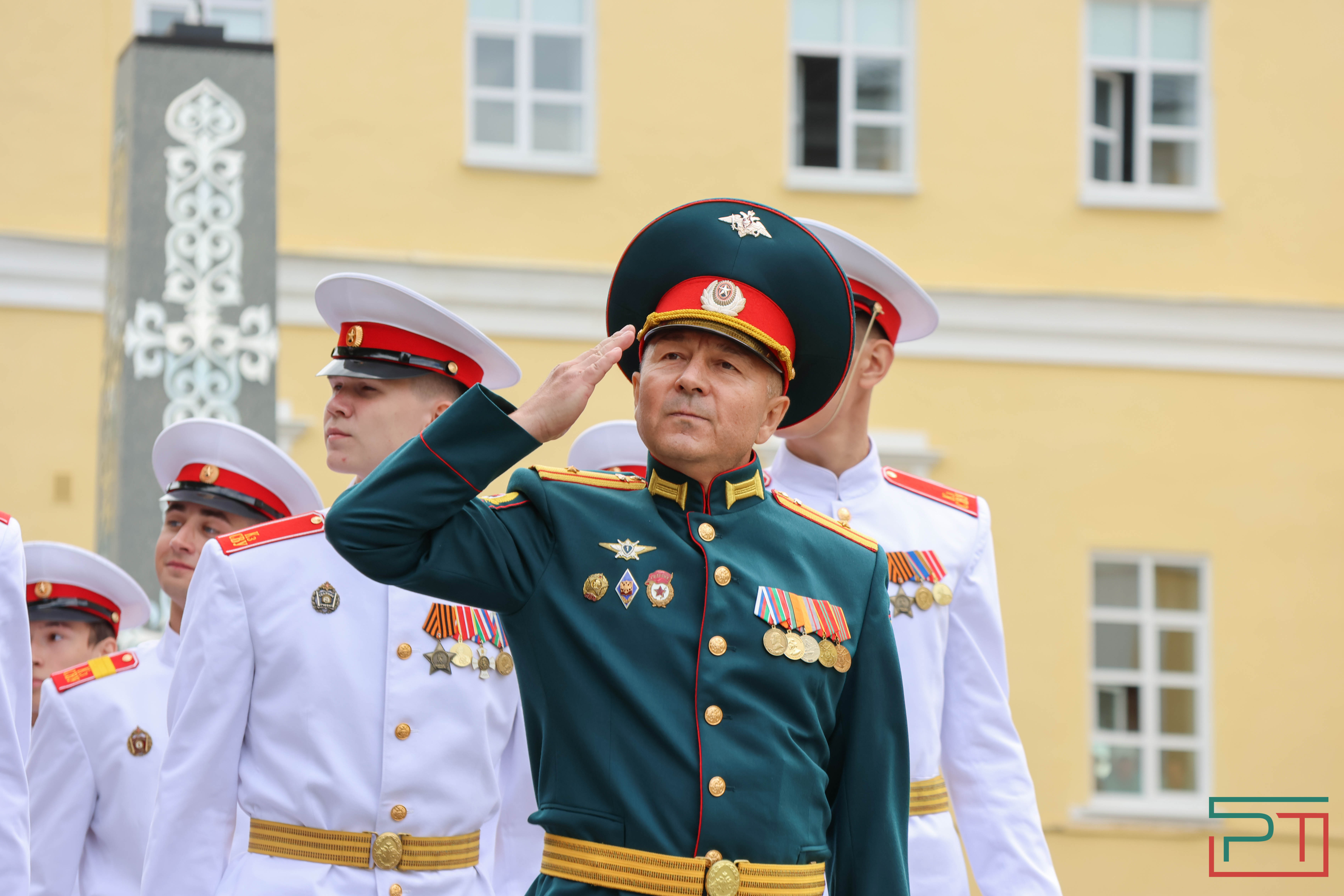 76-й выпуск прошел в Казанском Суворовском училище