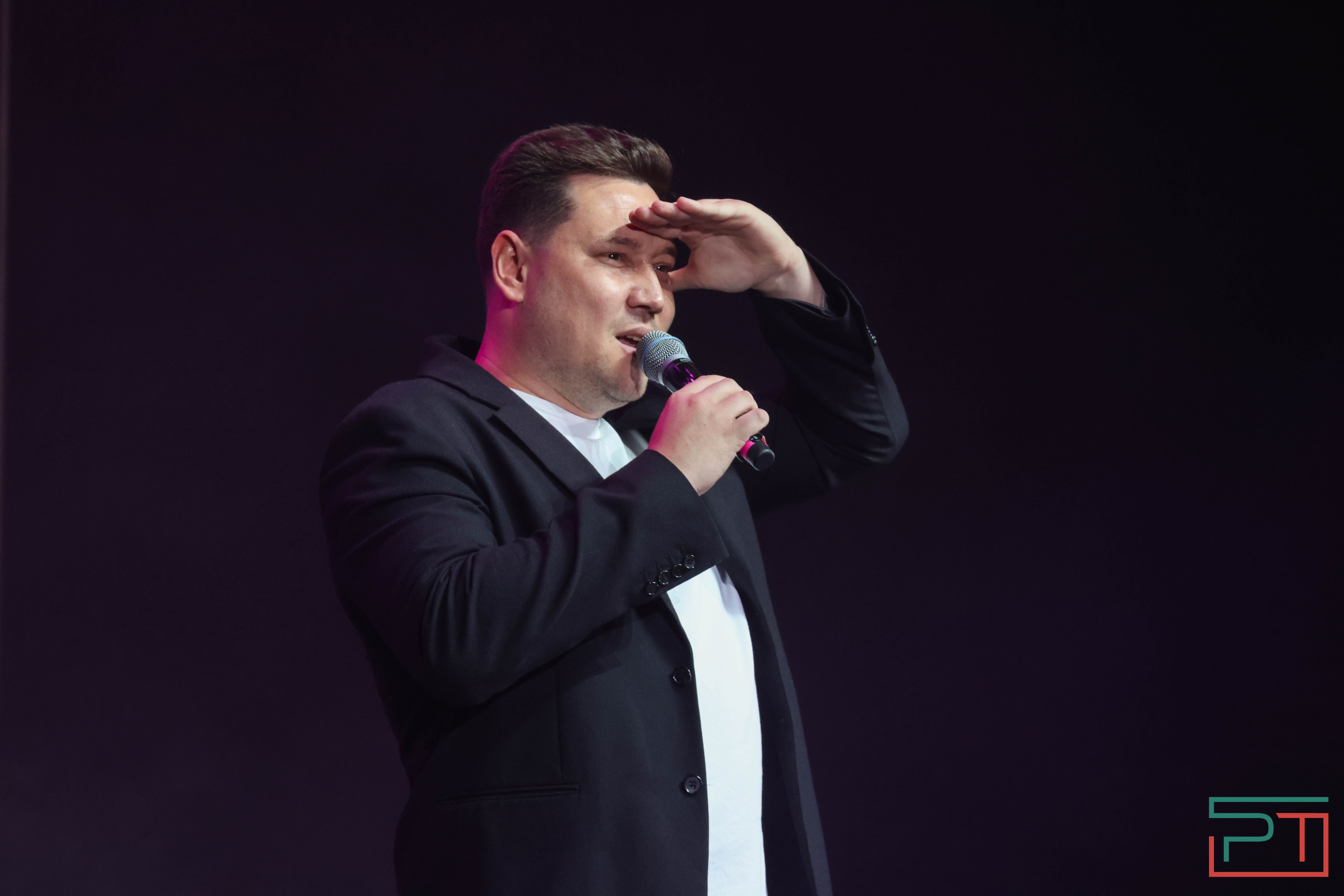 Общегородской школьный выпускной прошел в Казани