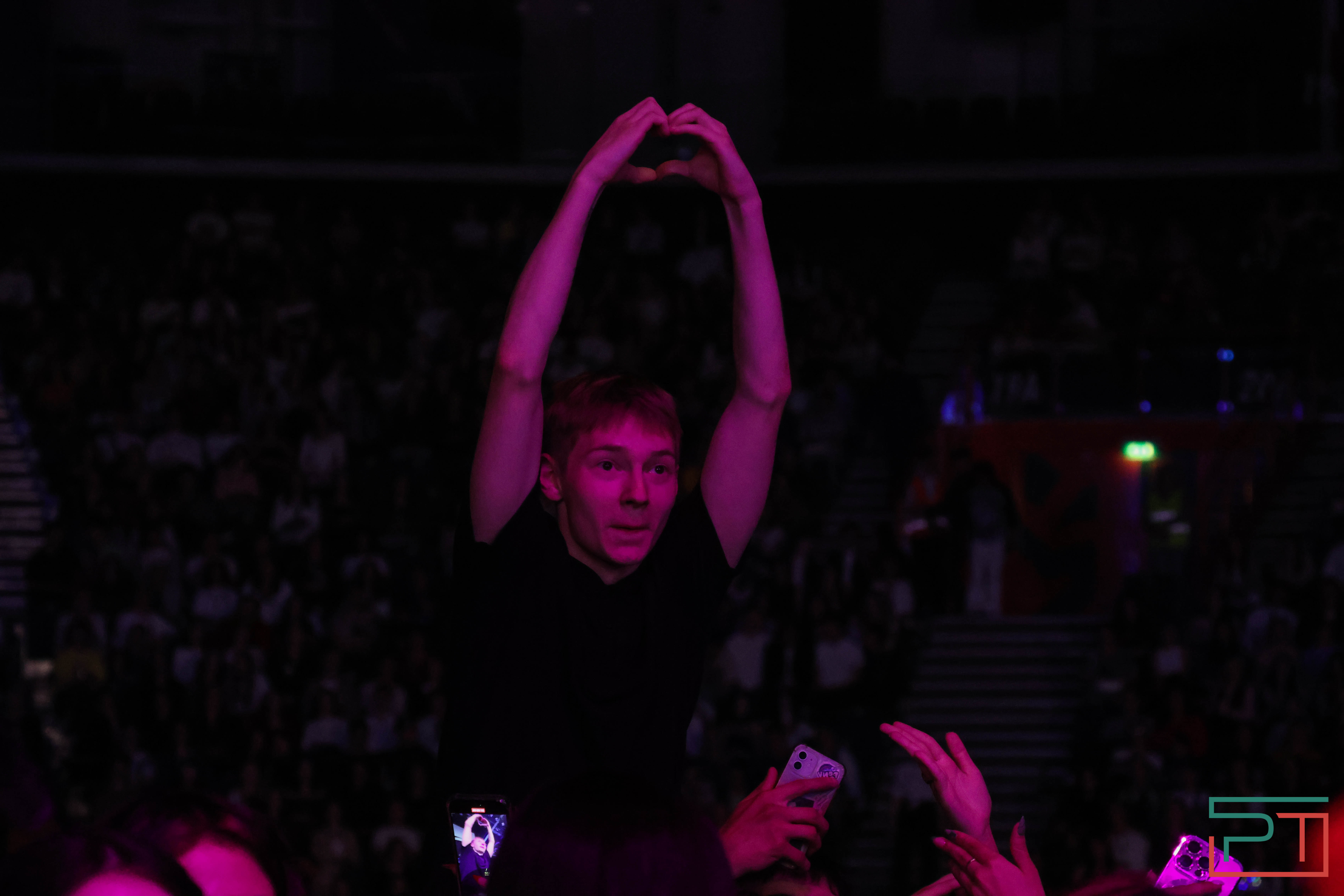 Общегородской школьный выпускной прошел в Казани