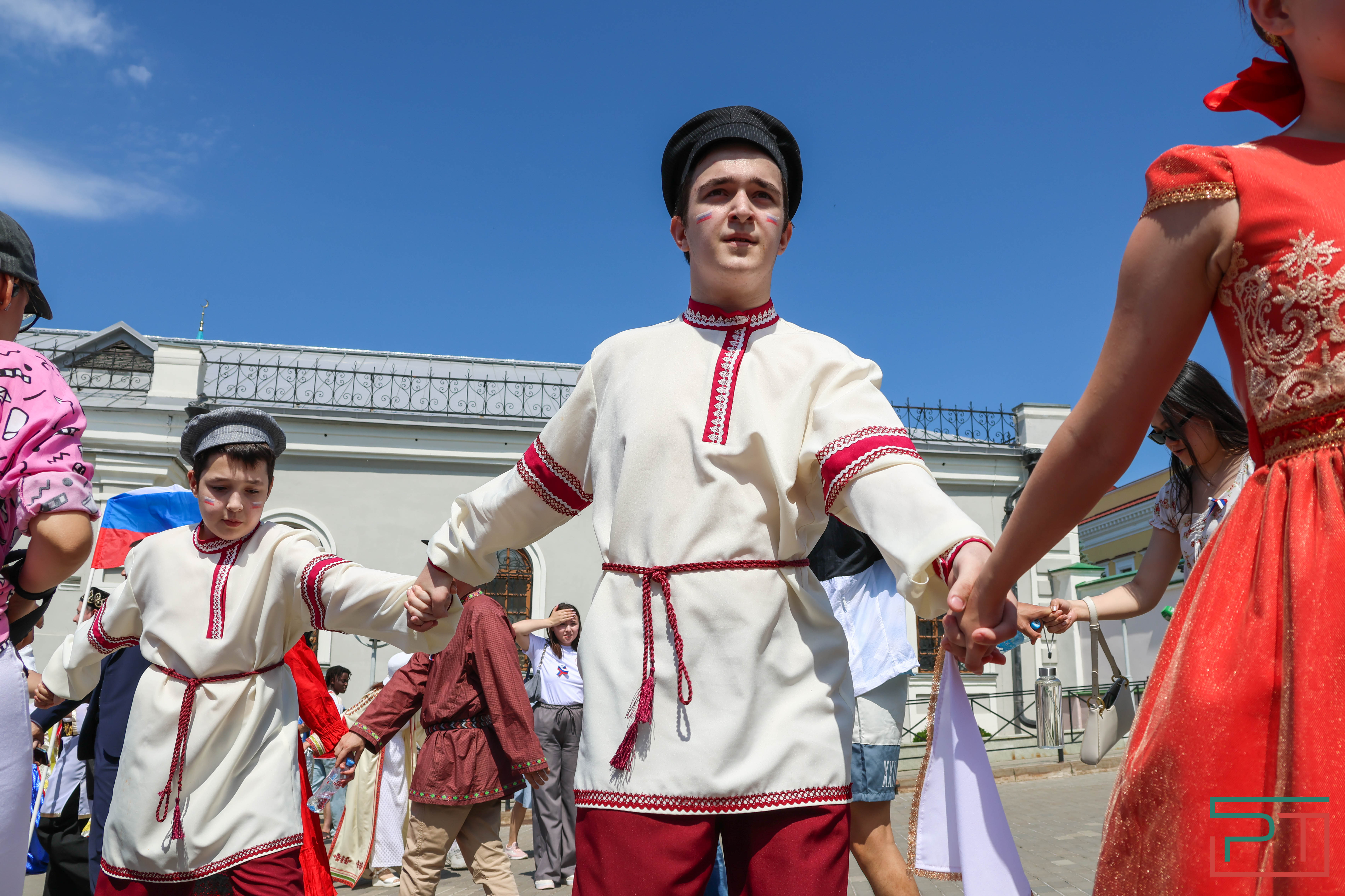 Парад дружбы народов прошел в Казани
