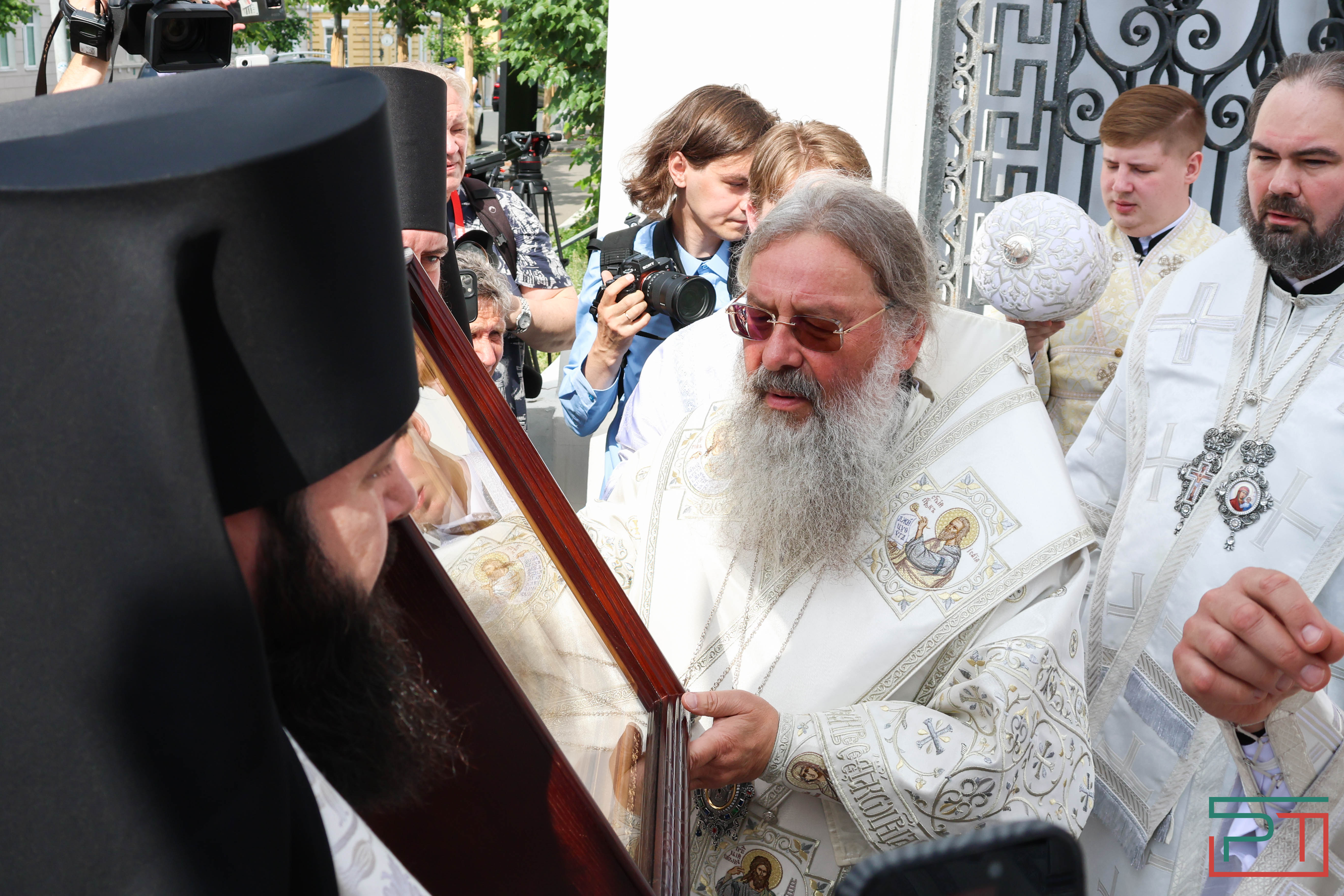 Московский список Казанской иконы Божией Матери встретили в Казани