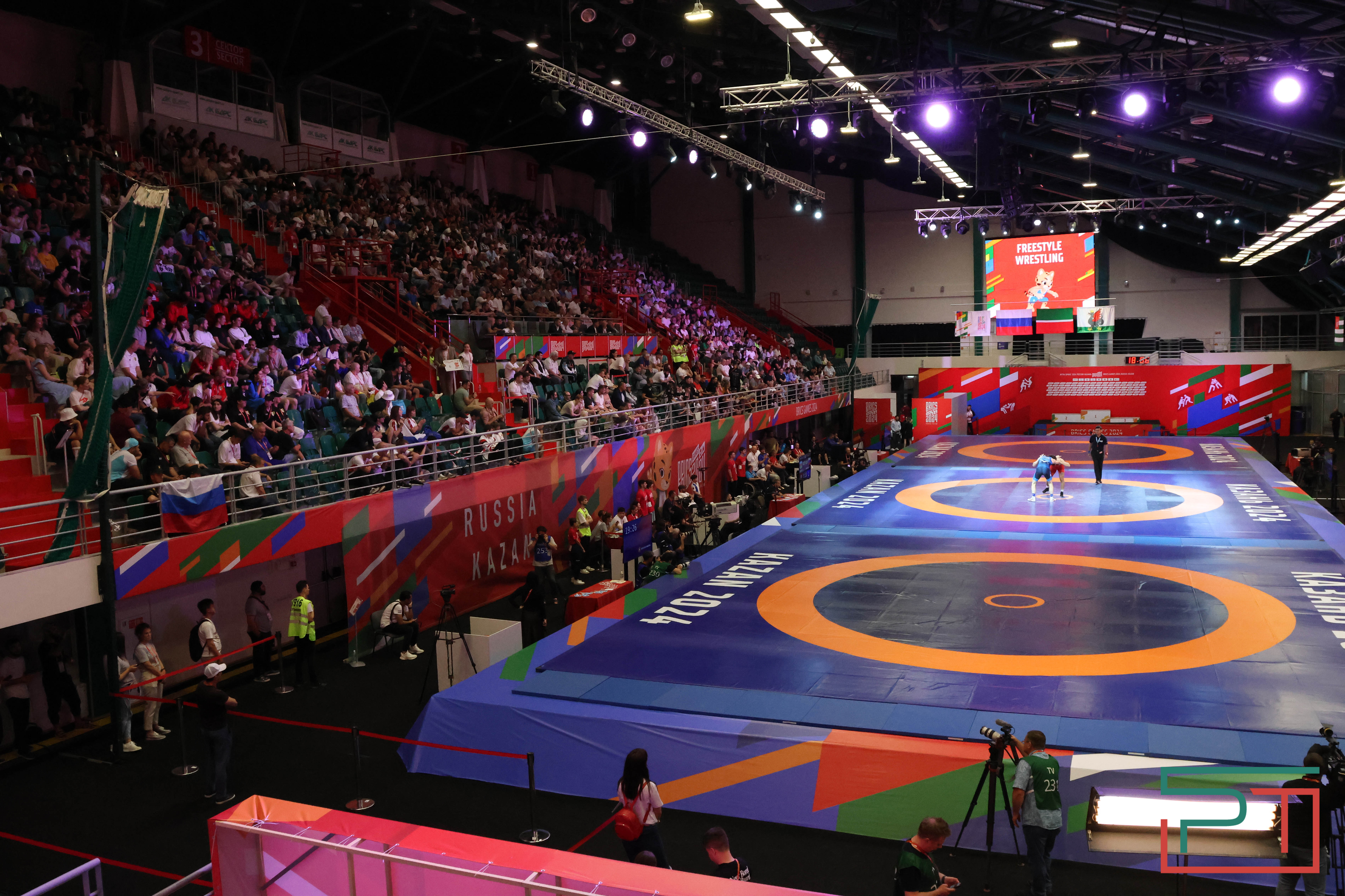 Борцы вольного стиля принесли России девять золотых медалей на Играх БРИКС