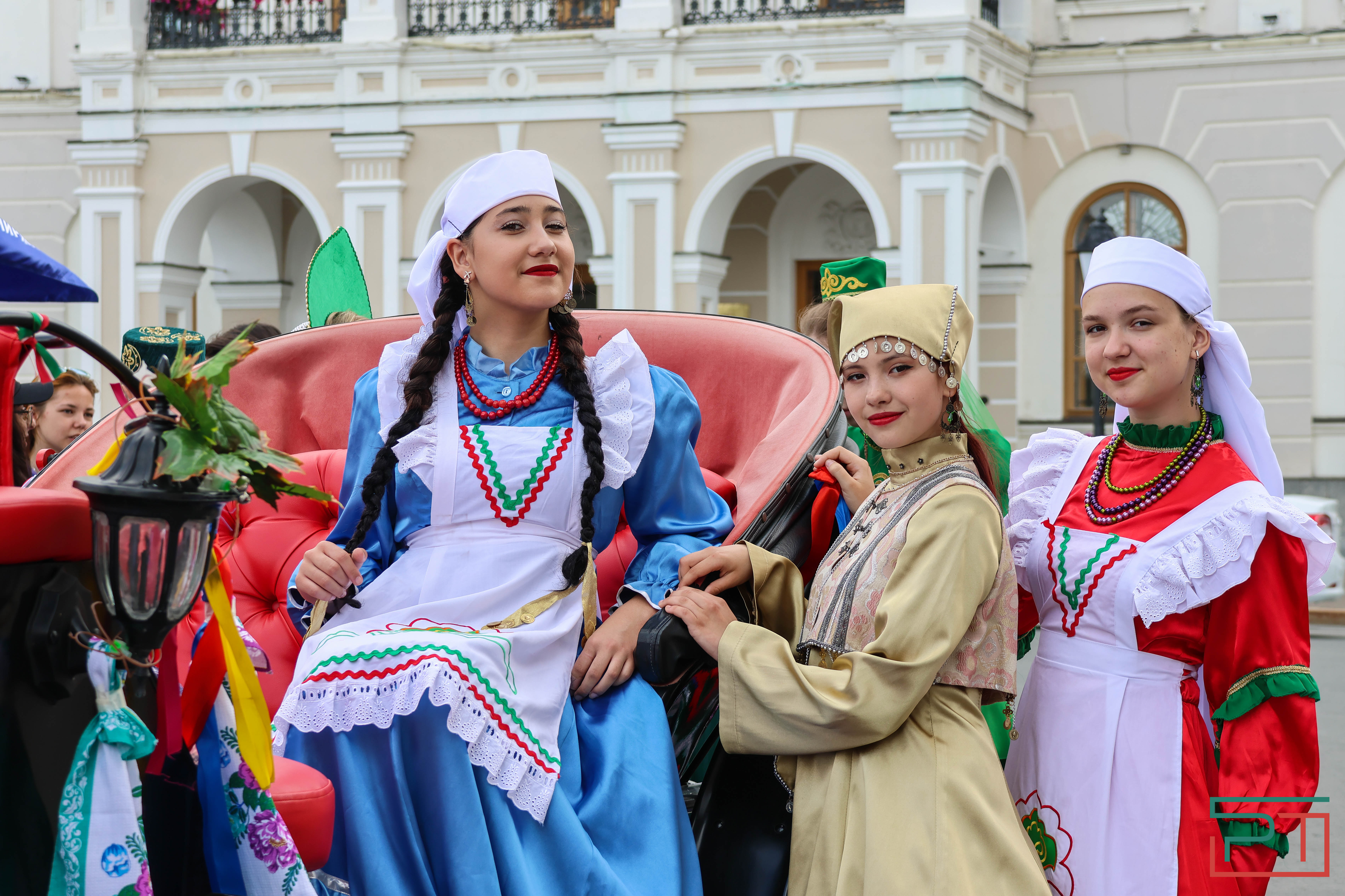 В Казани собрали подарки на Сабантуй
