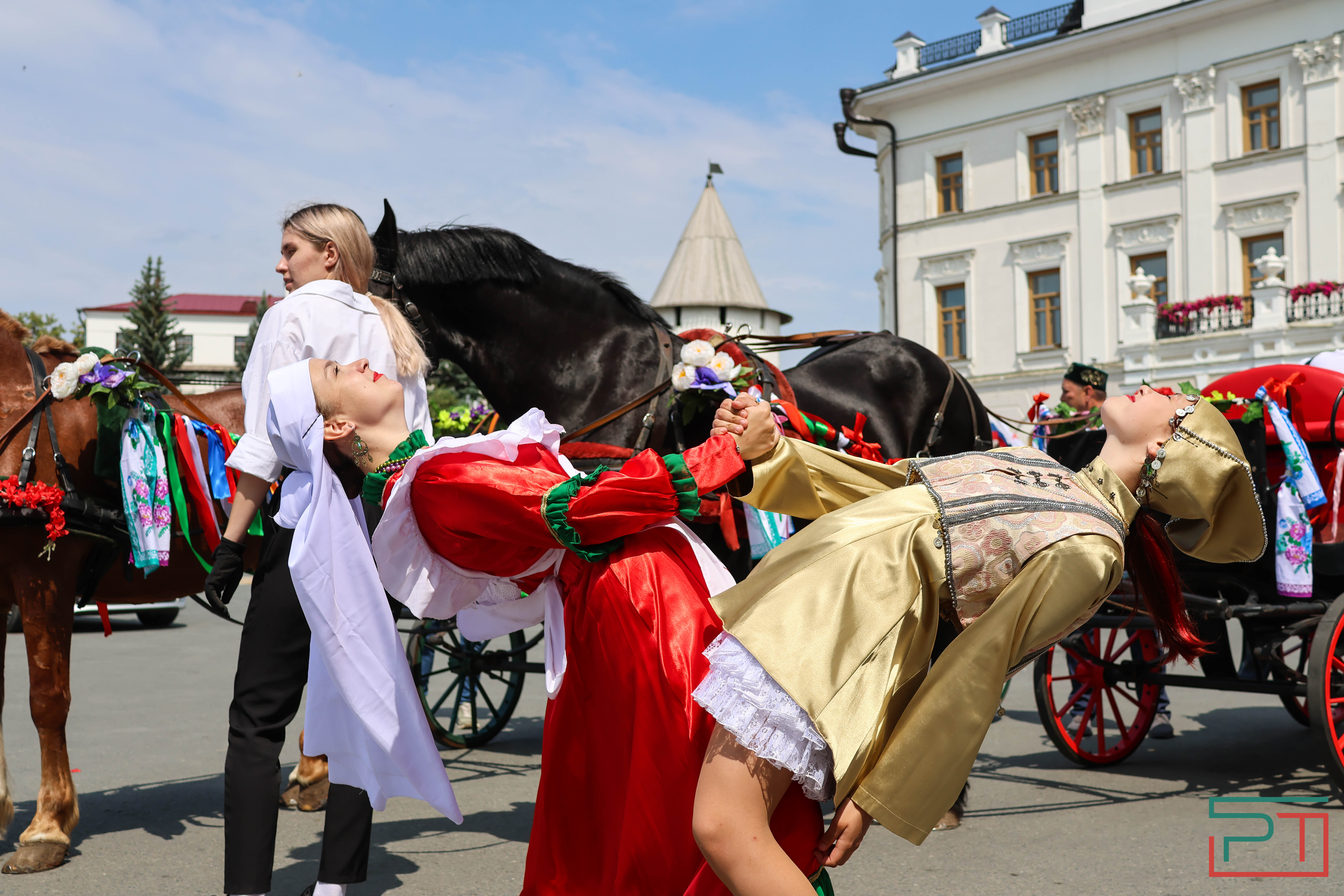 В Казани собрали подарки на Сабантуй