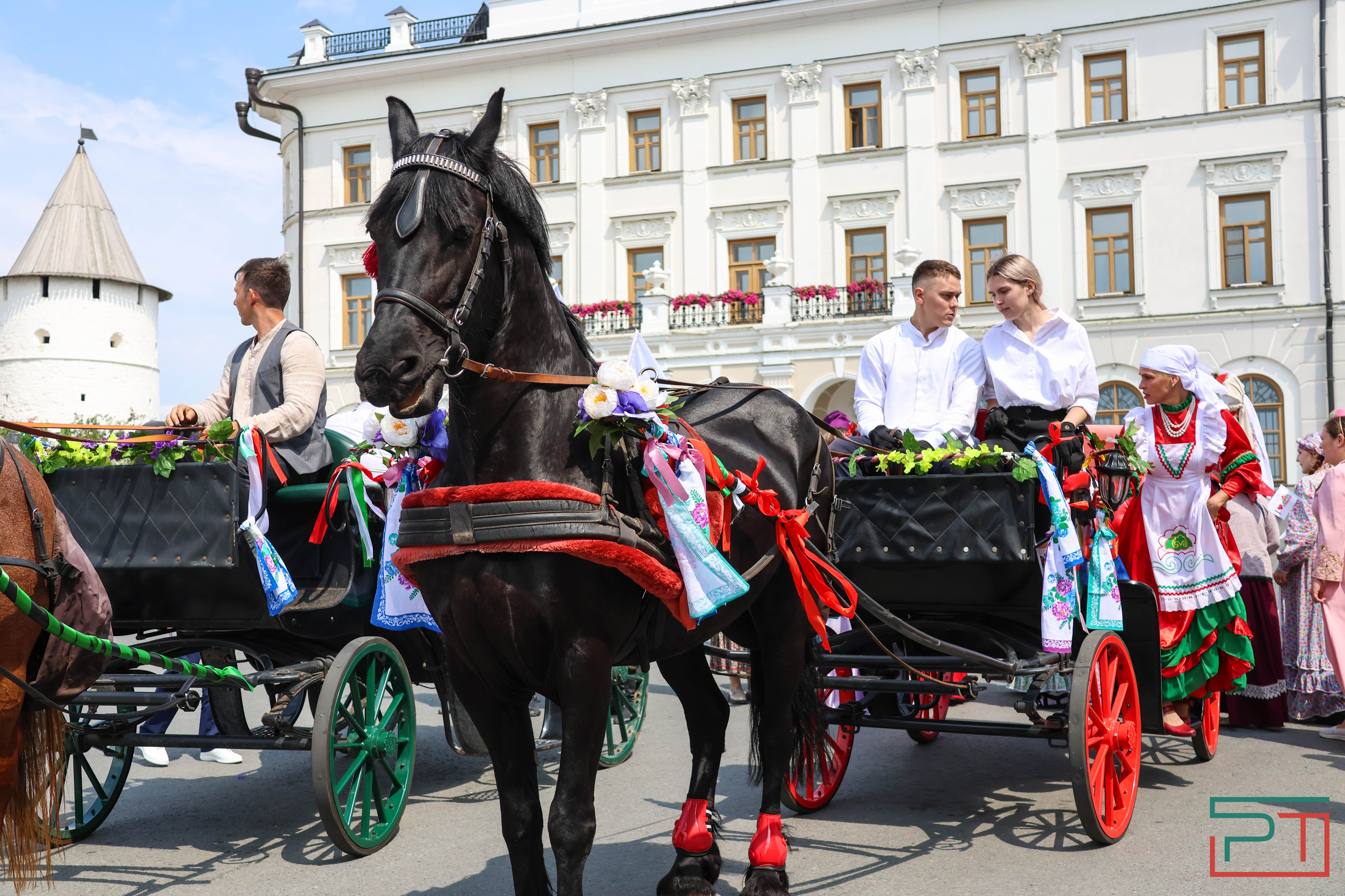 В Казани собрали подарки на Сабантуй
