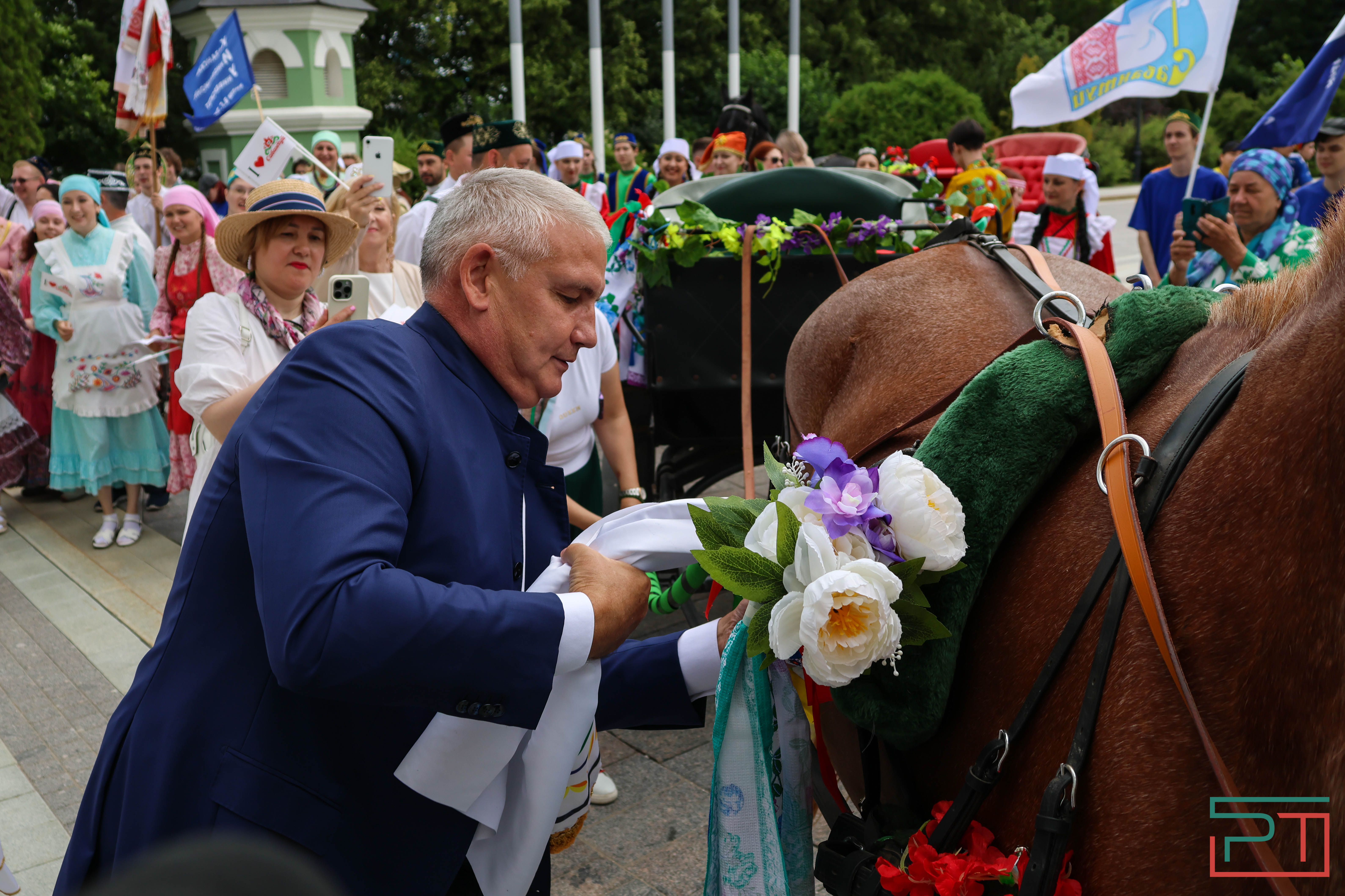 В Казани собрали подарки на Сабантуй