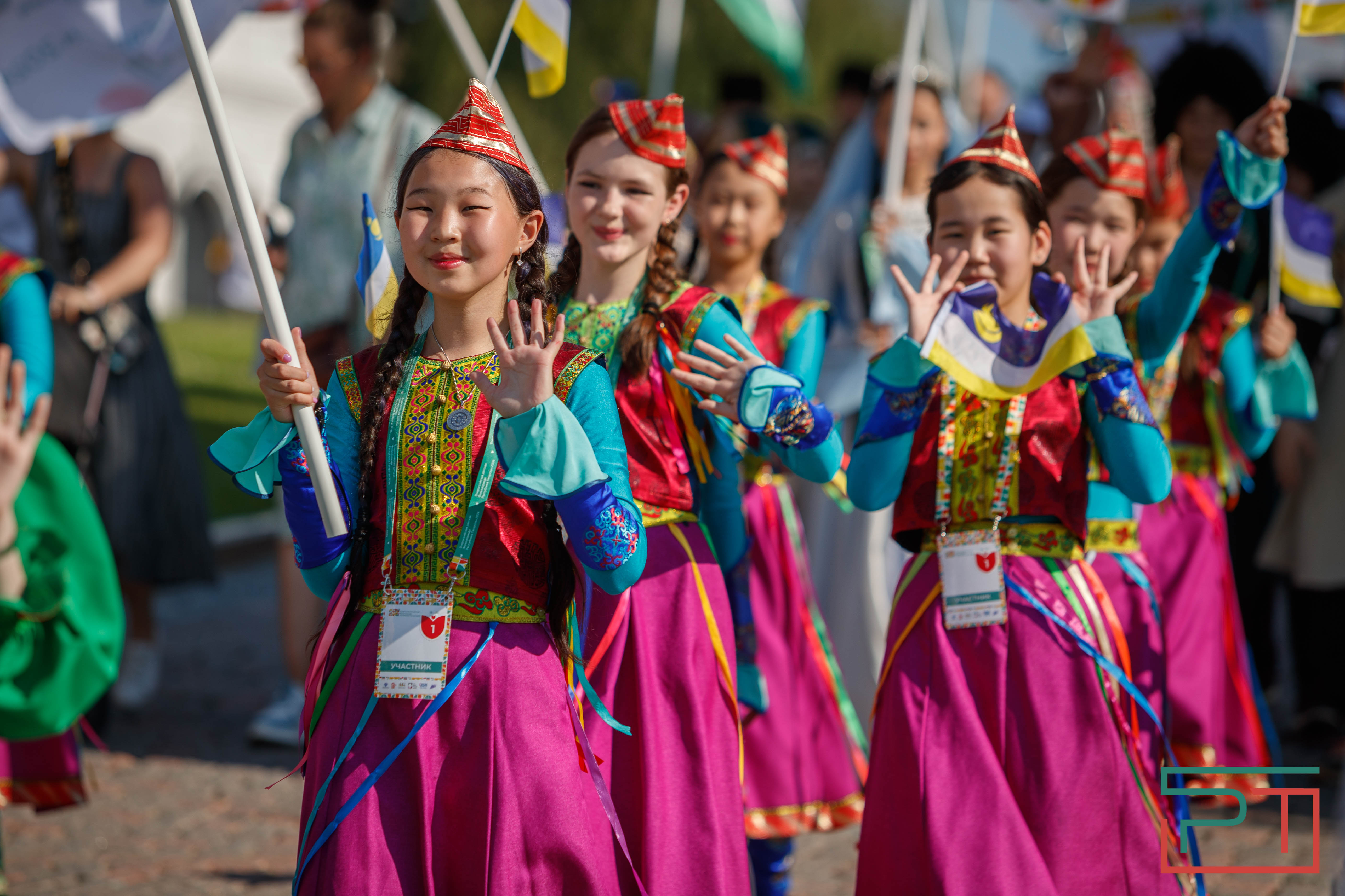 Всероссийская детская Фольклориада стартовала в Казани