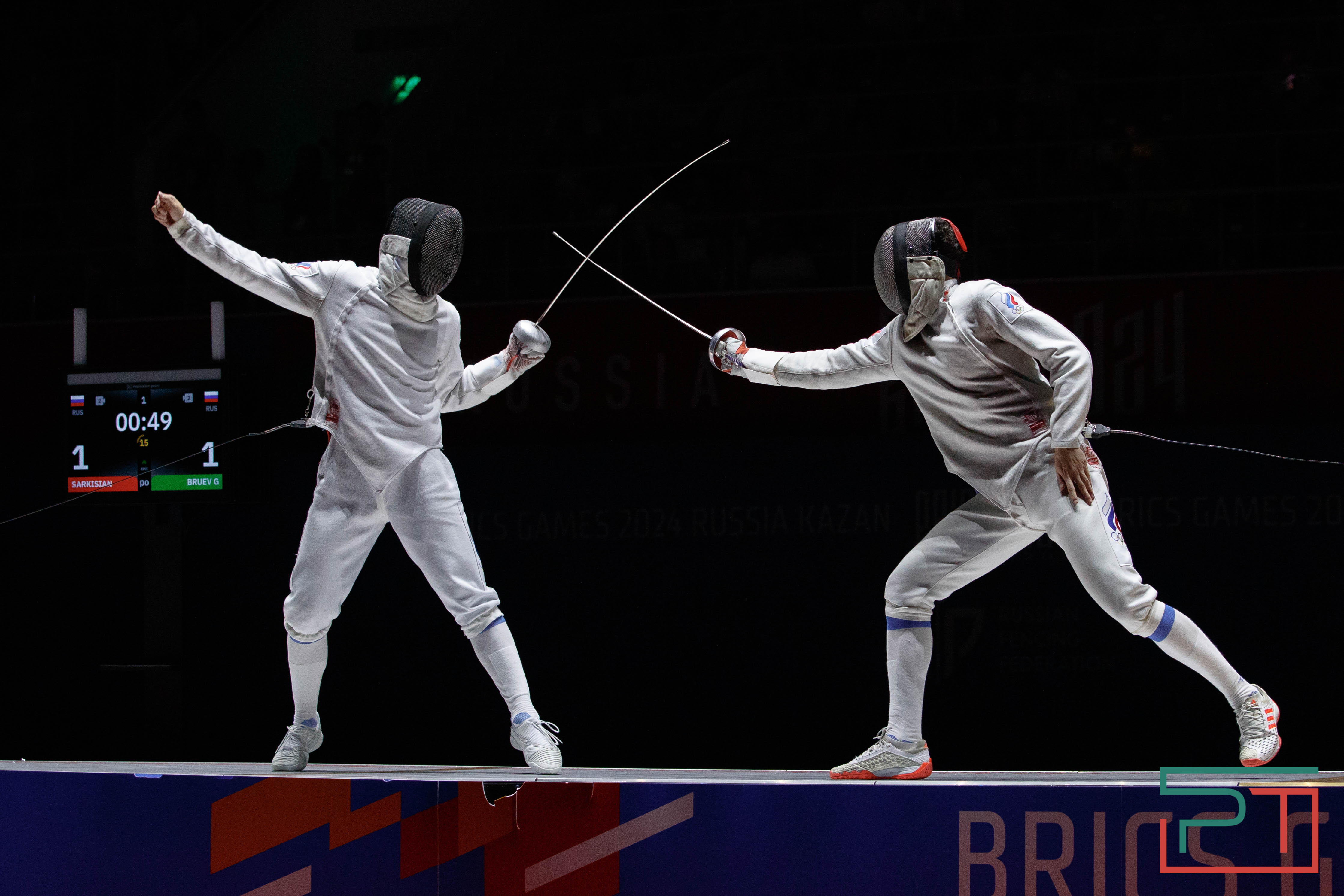 Россия завоевала три золота по фехтованию на Играх БРИКС