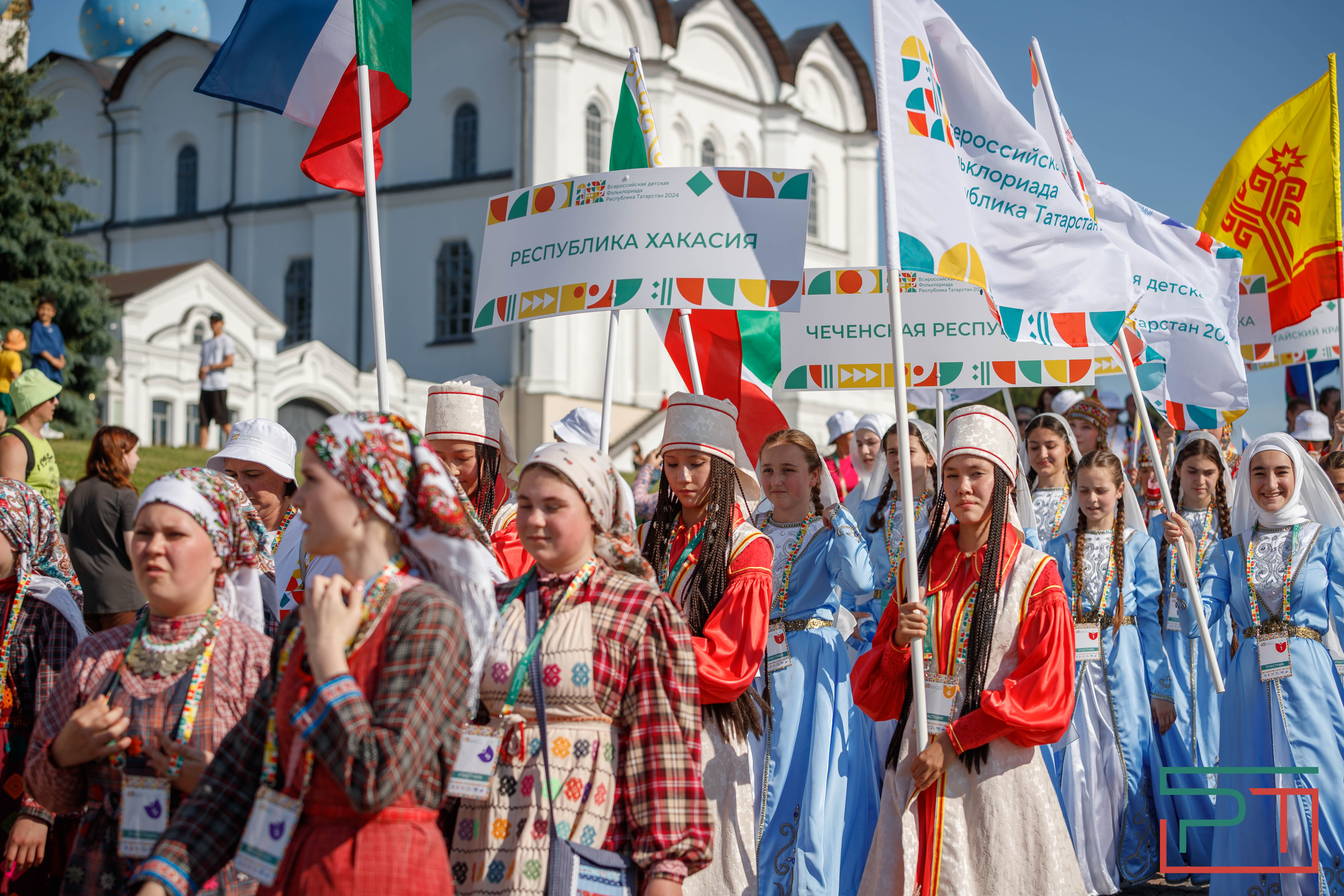 Всероссийская детская Фольклориада стартовала в Казани