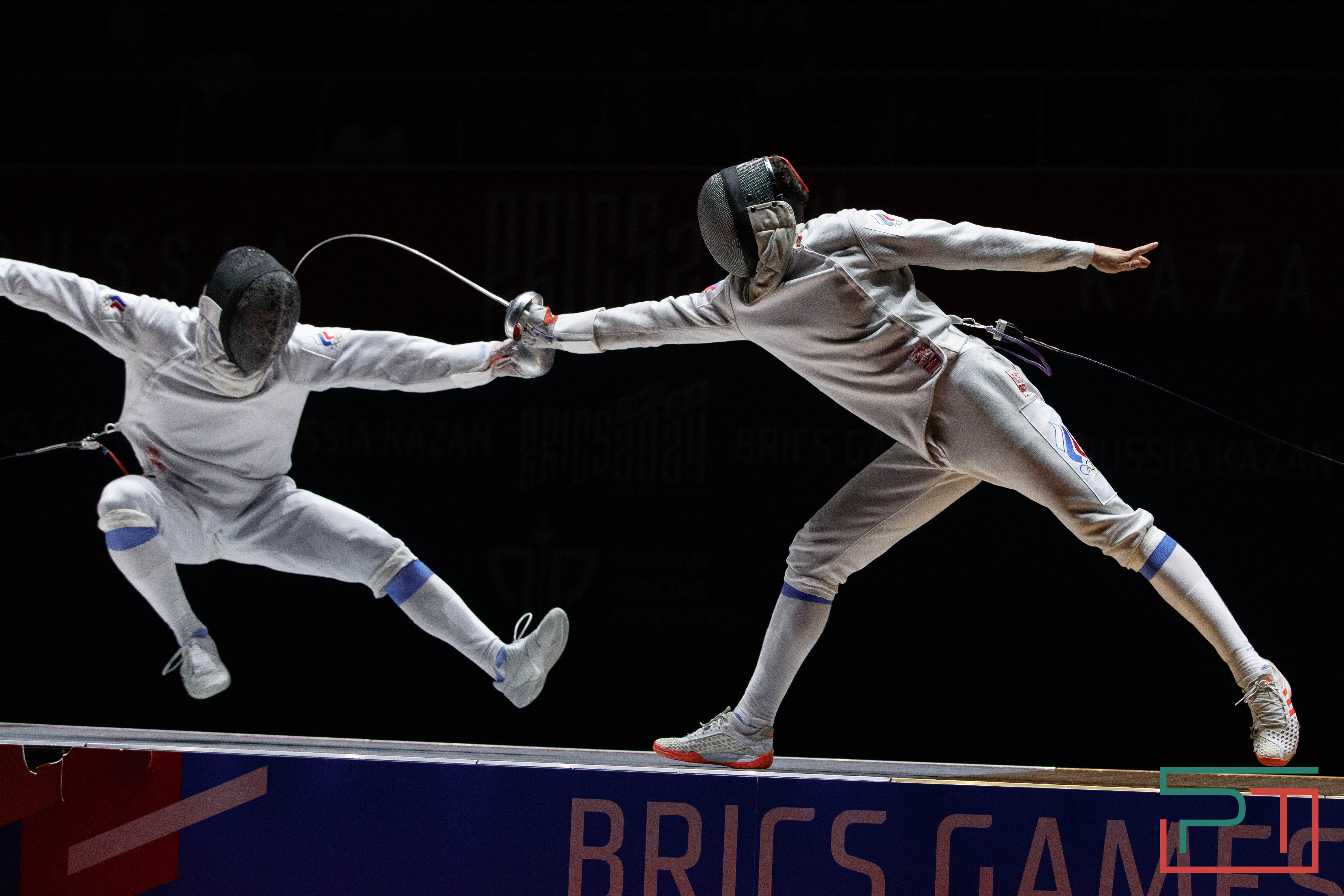 Россия завоевала три золота по фехтованию на Играх БРИКС
