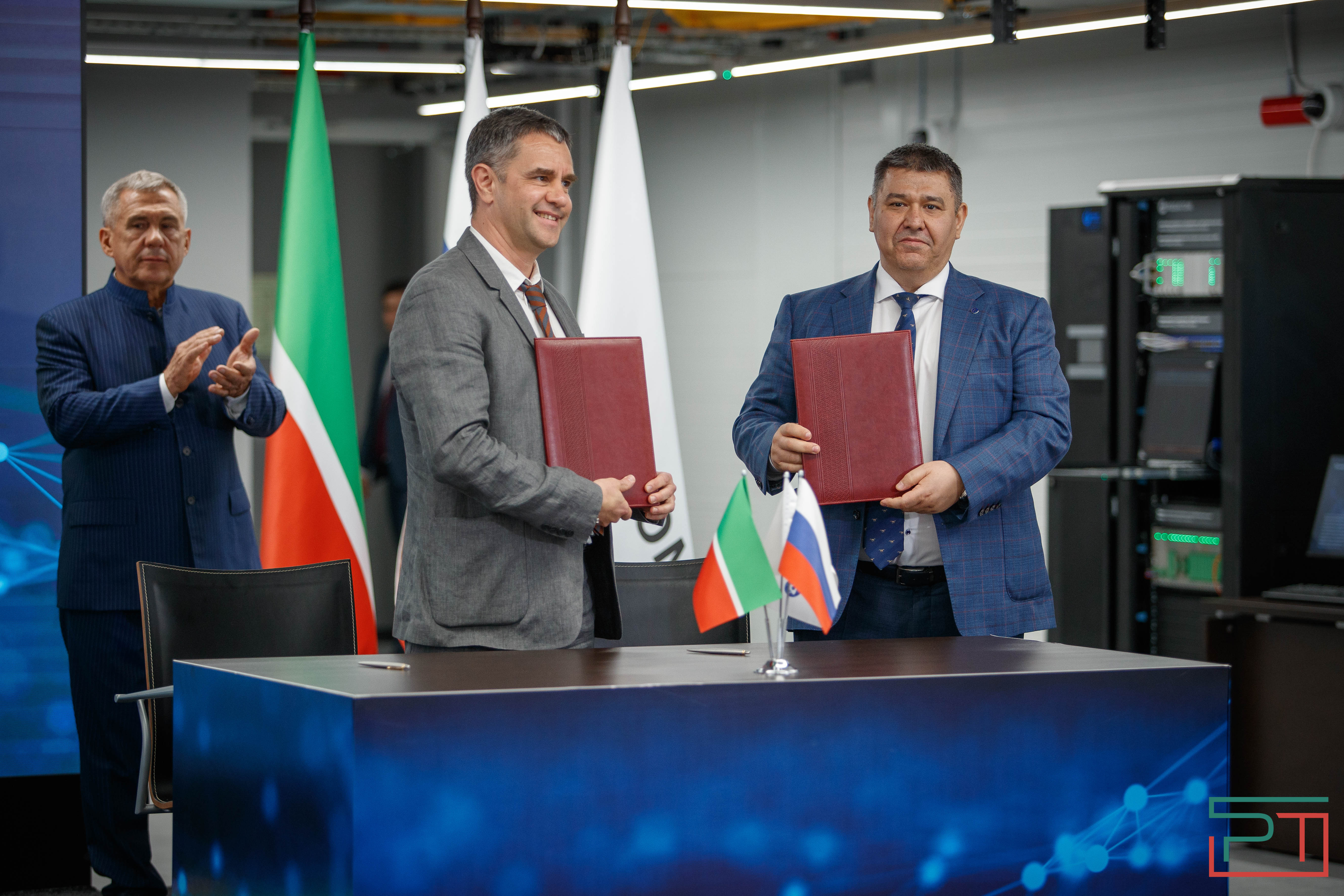 Минниханов и Лихачев открыли в Иннополисе дата-центр "Росатома"