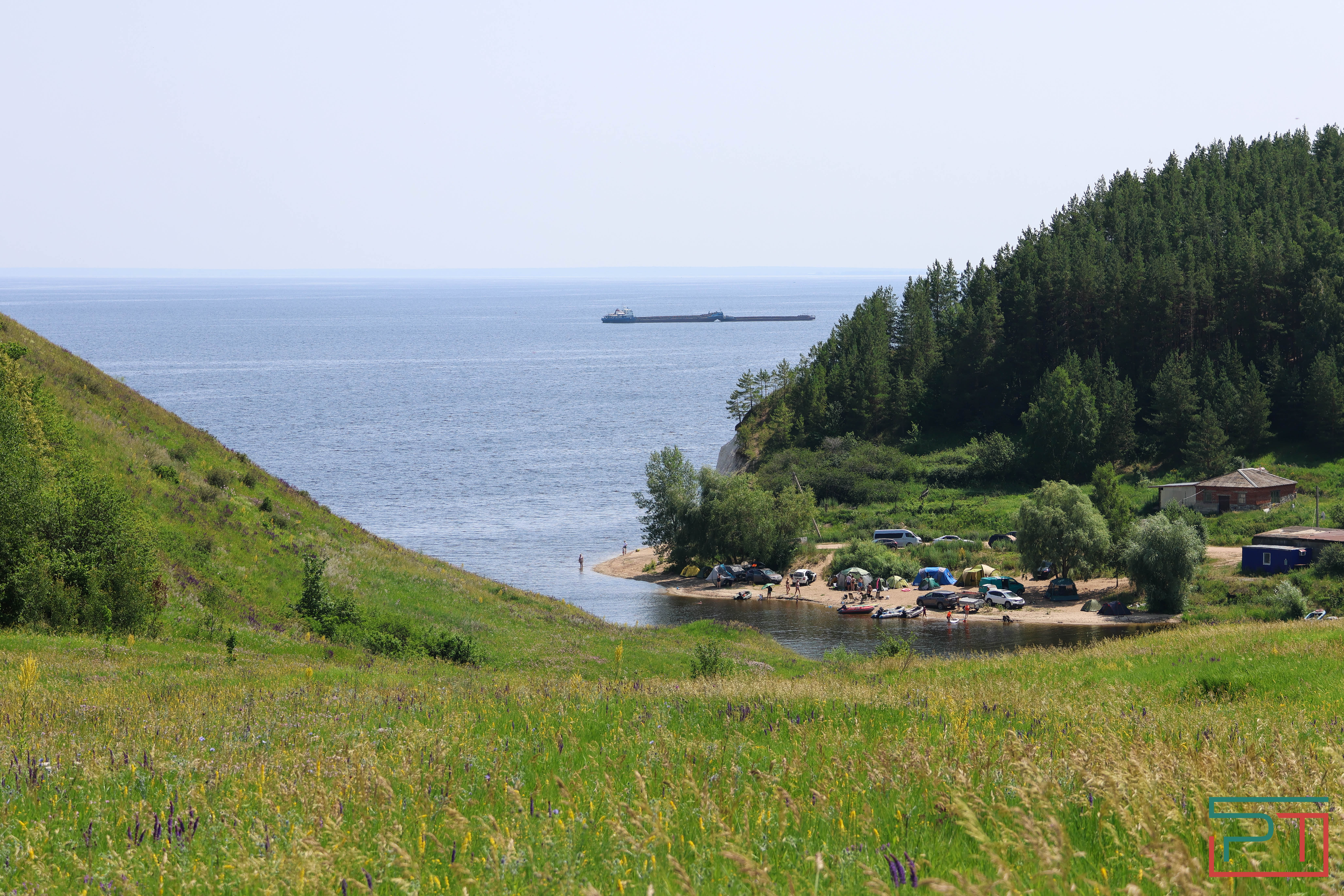 В Камском Устье создали первый центр по реинтродукции соколов-балобанов