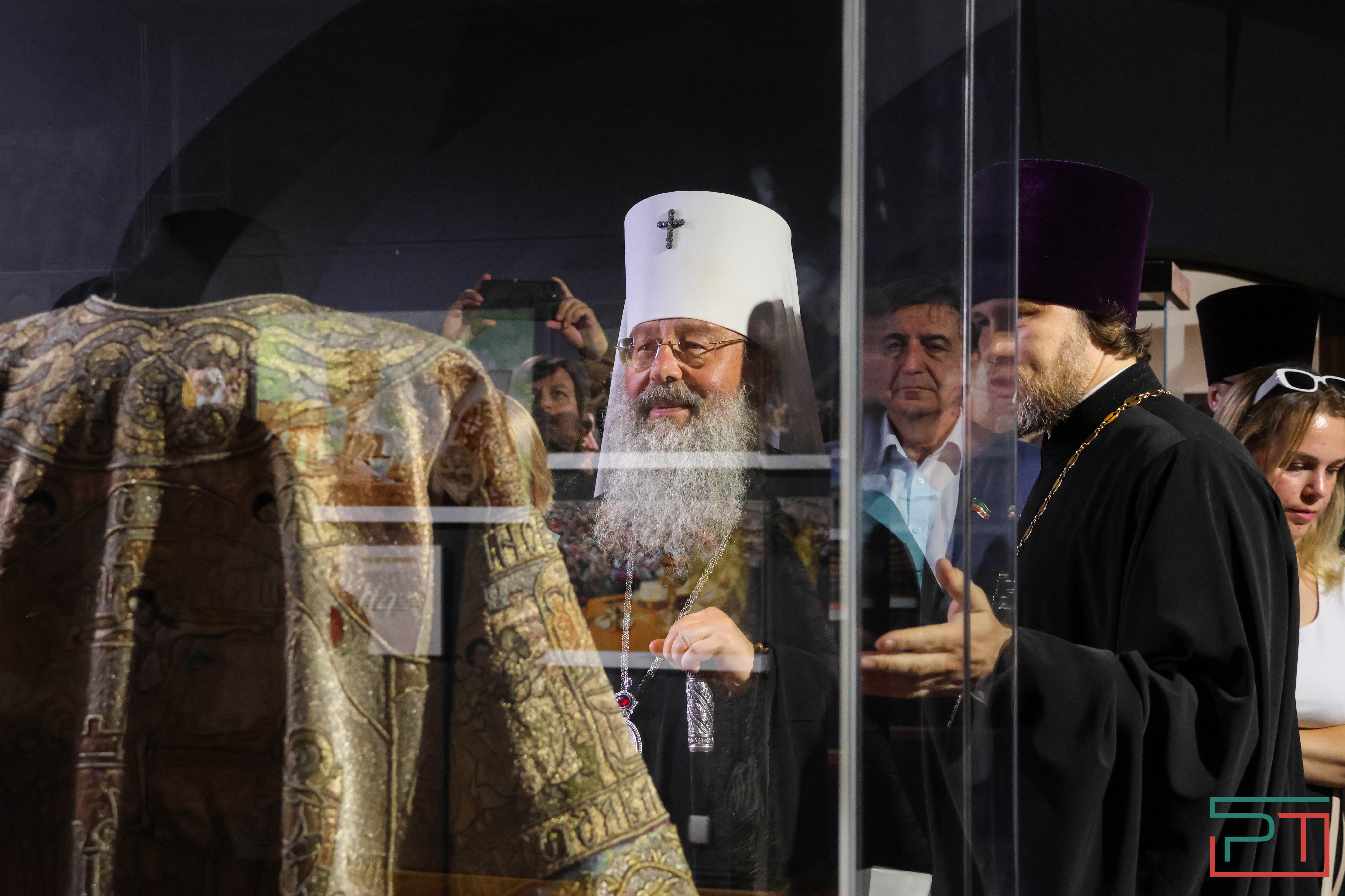Выставка "Литургия с Патриархом"