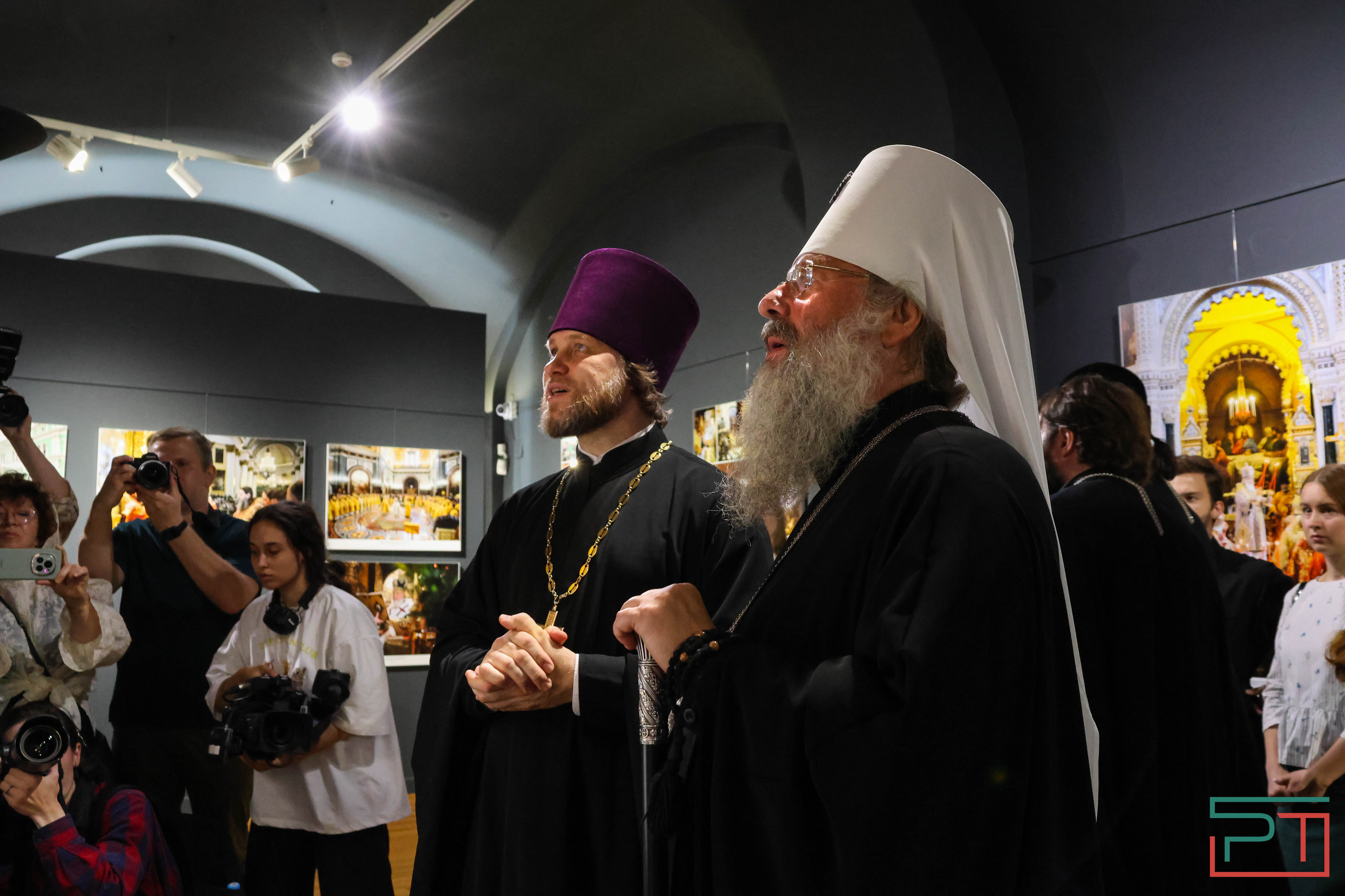 Выставка "Литургия с Патриархом"