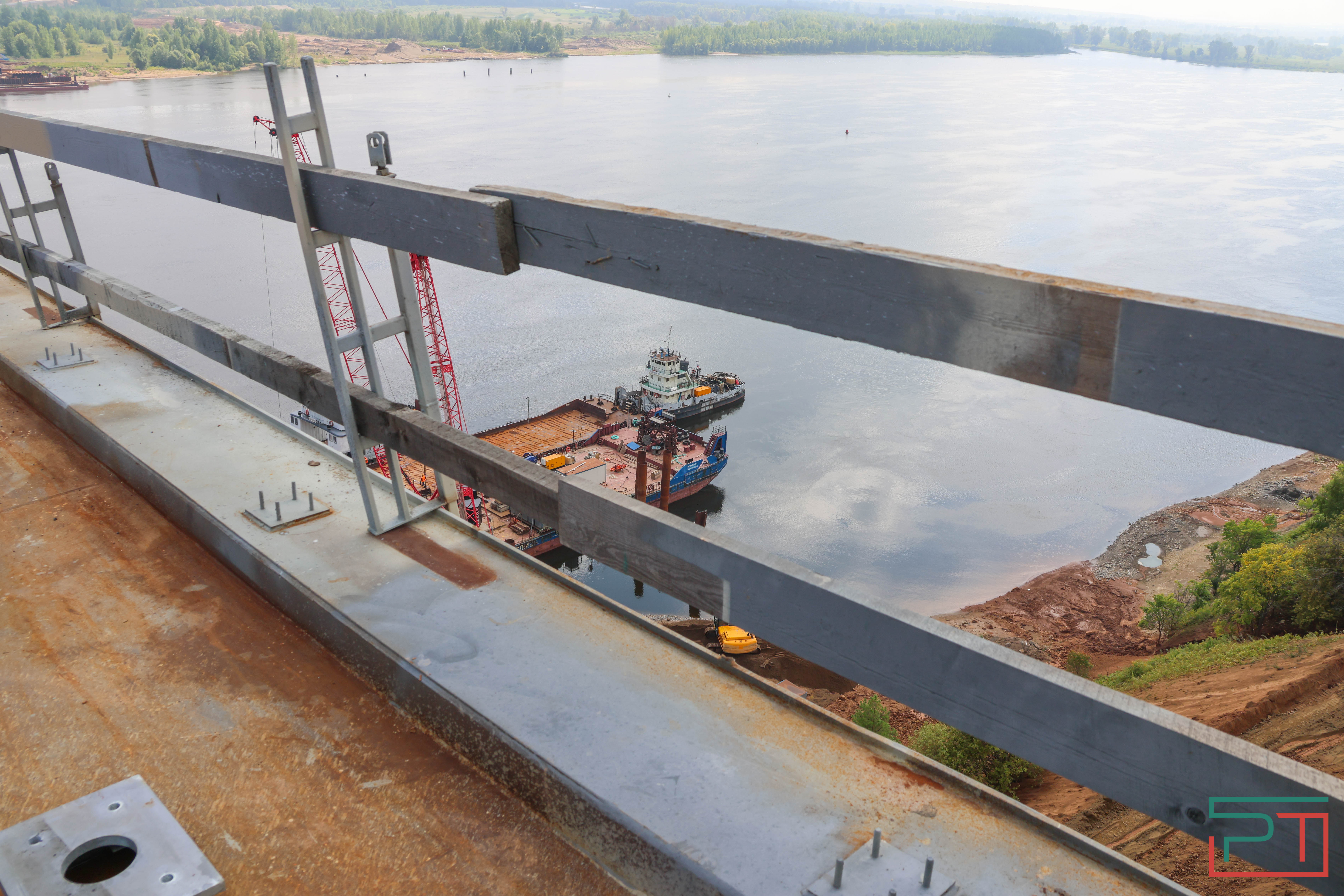 Минниханов: Мост через Каму будет сдан в этом году