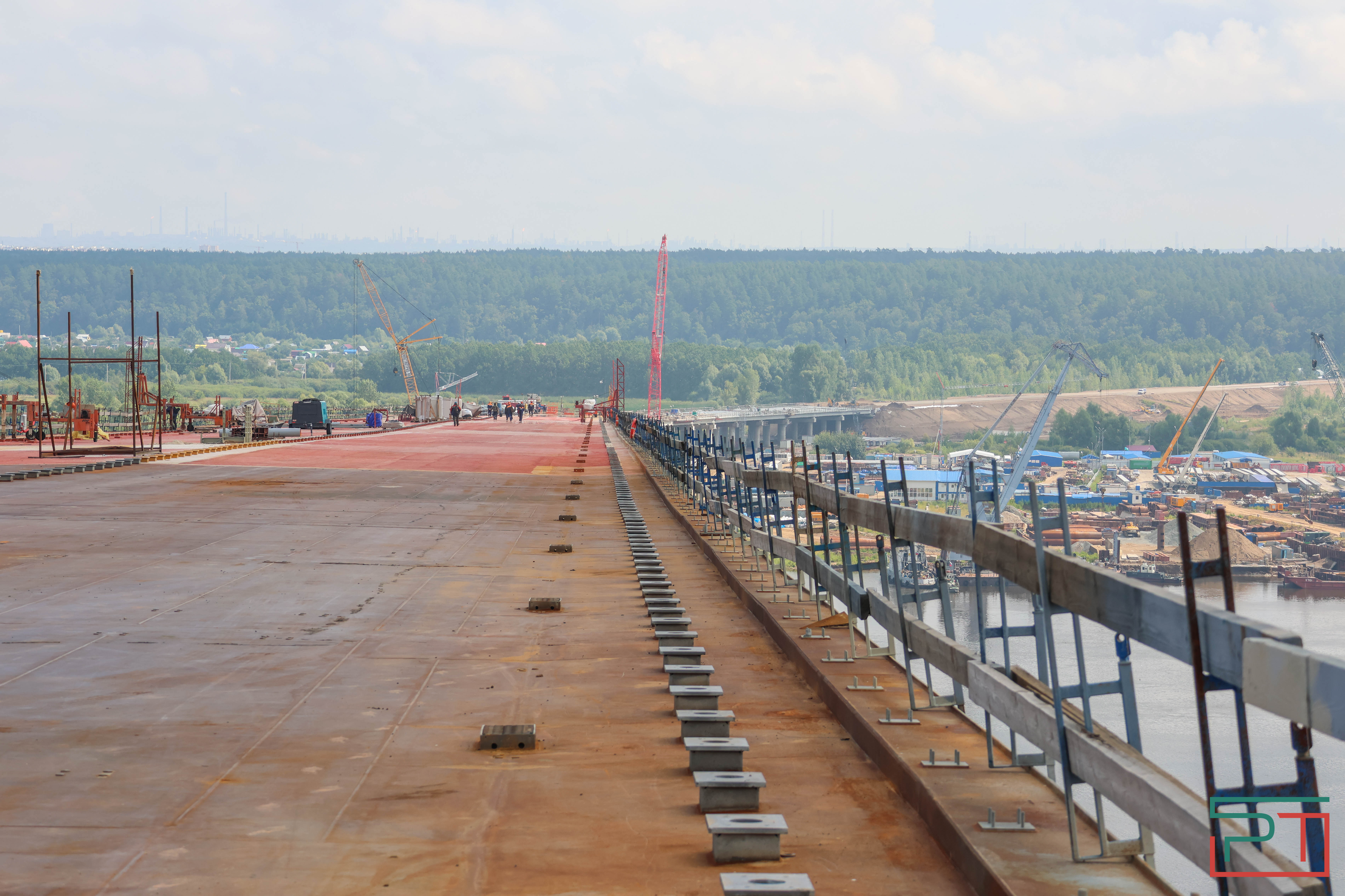 Минниханов: Мост через Каму будет сдан в этом году