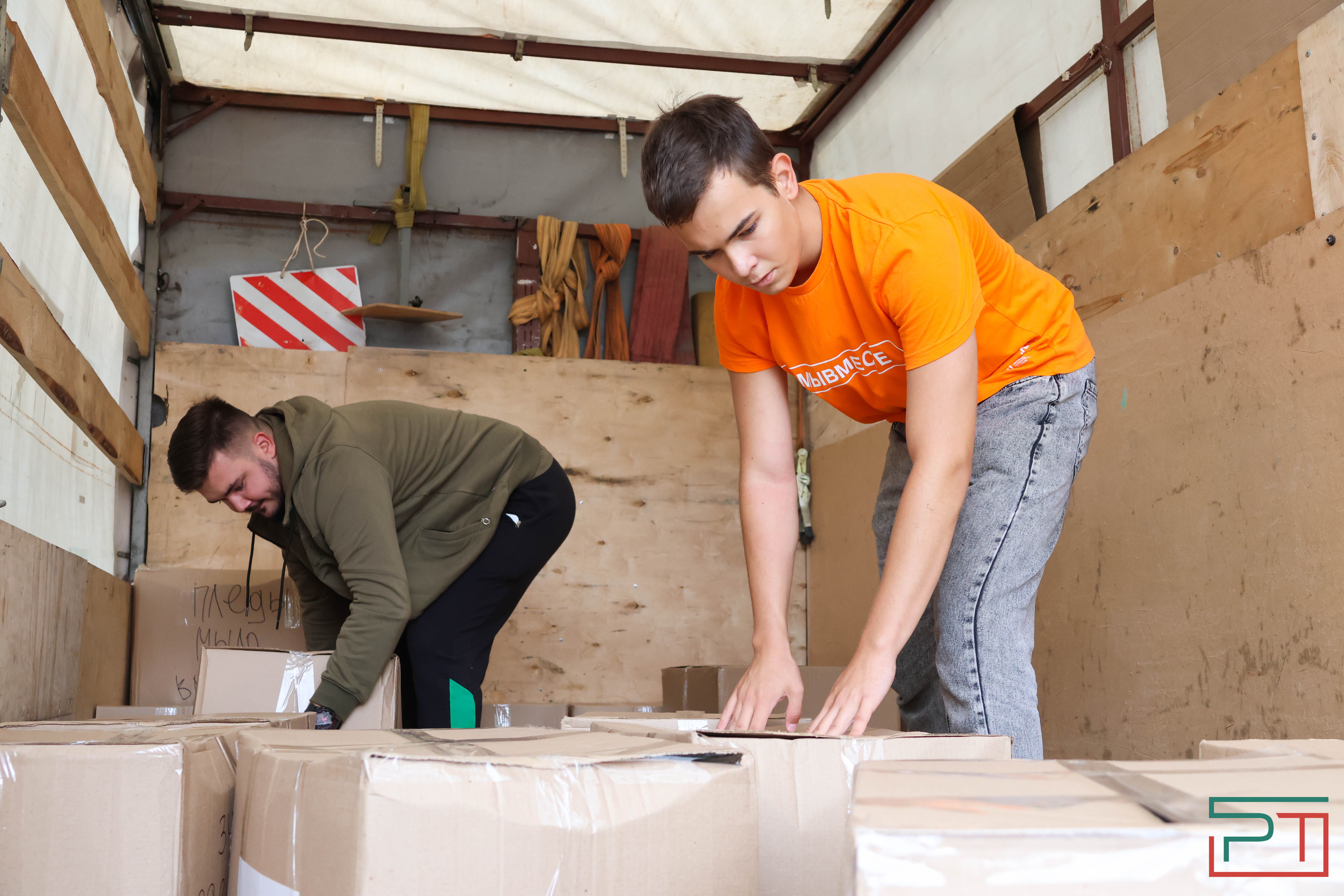 «Мы не могли остаться в стороне»: Татарстан отправил в Курск 60 тонн гуманитарного груза