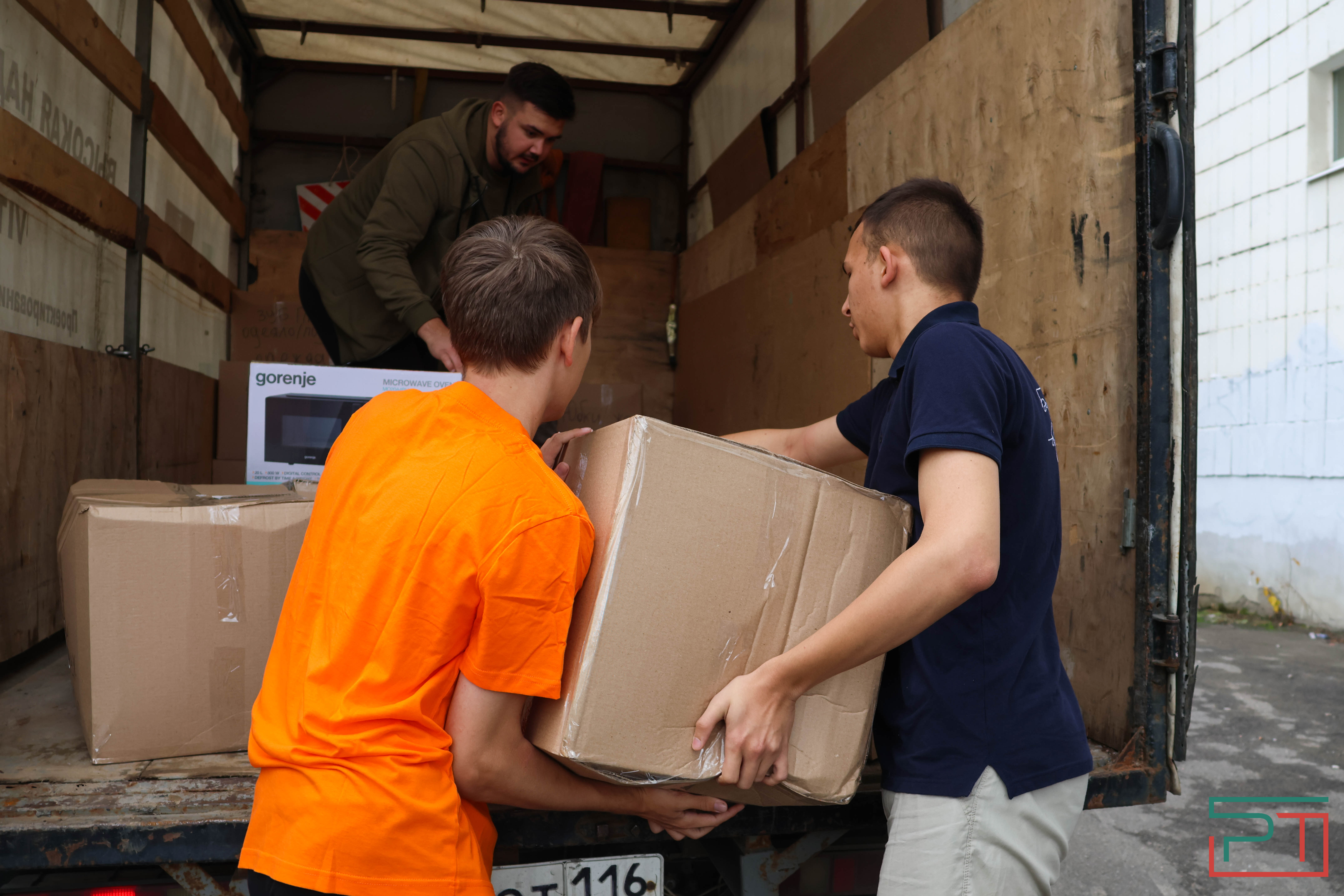 «Мы не могли остаться в стороне»: Татарстан отправил в Курск 60 тонн гуманитарного груза