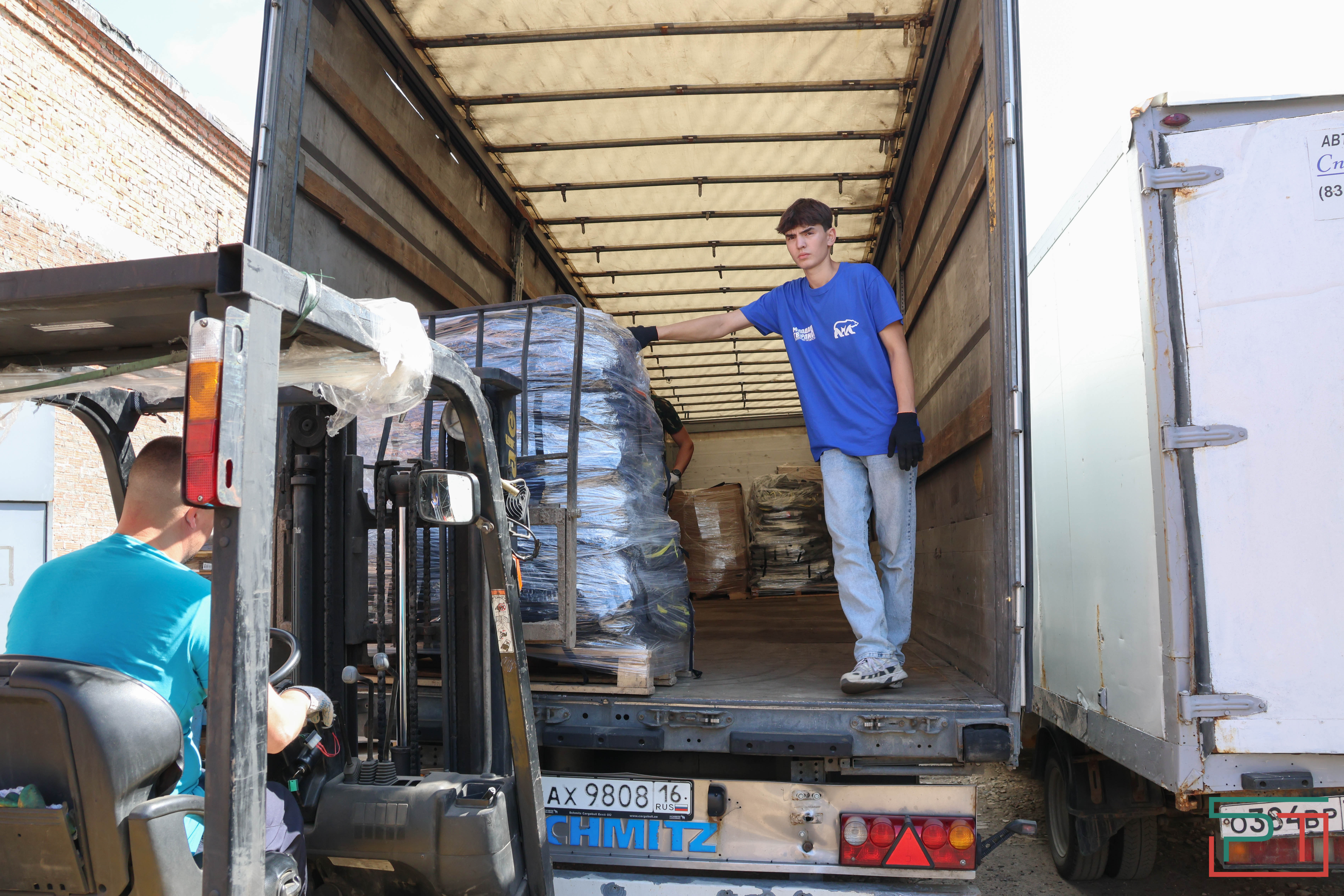 Татарстан отправил школьные наборы в Лисичанск и Рубежное