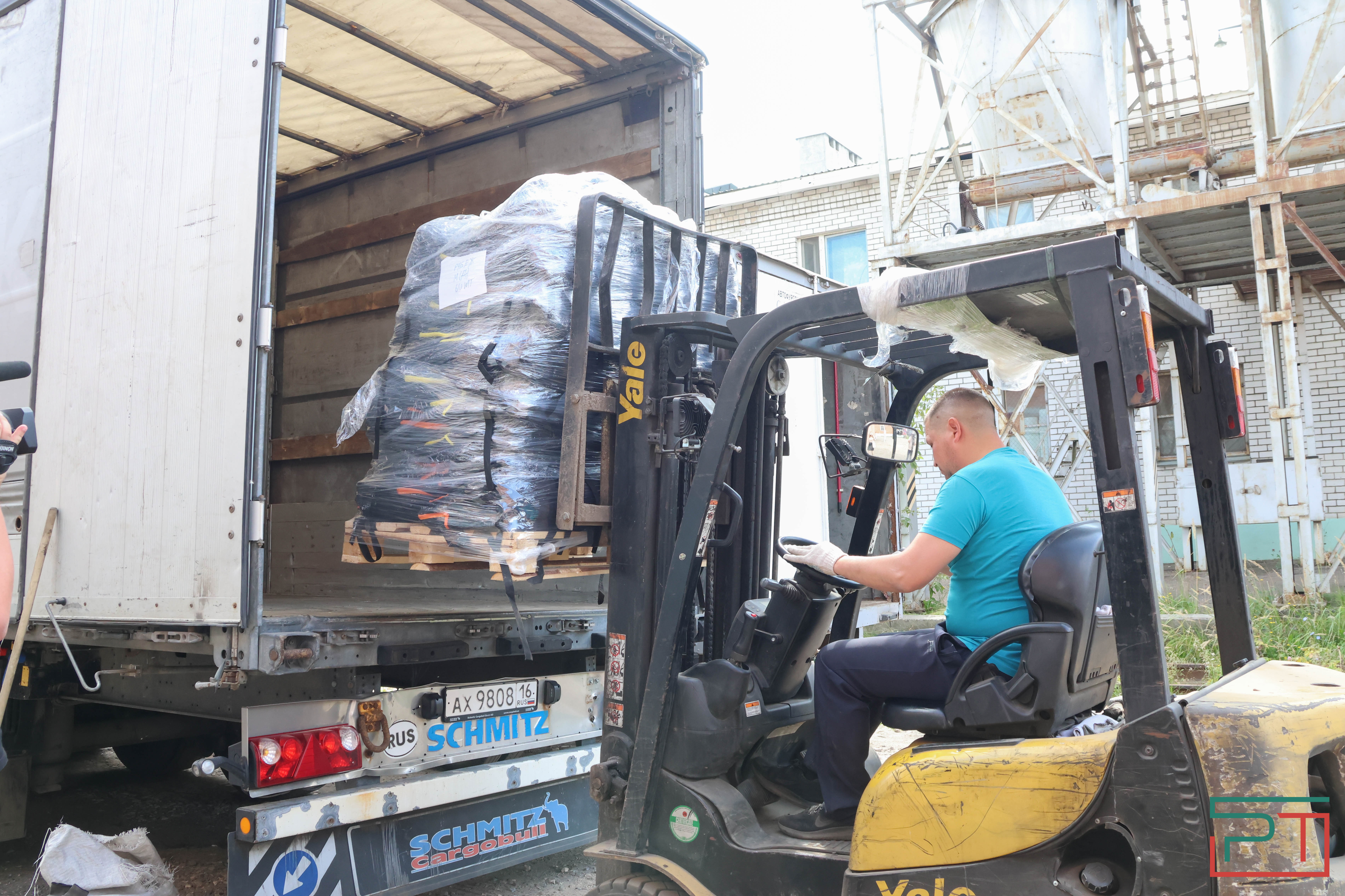 Татарстан отправил школьные наборы в Лисичанск и Рубежное