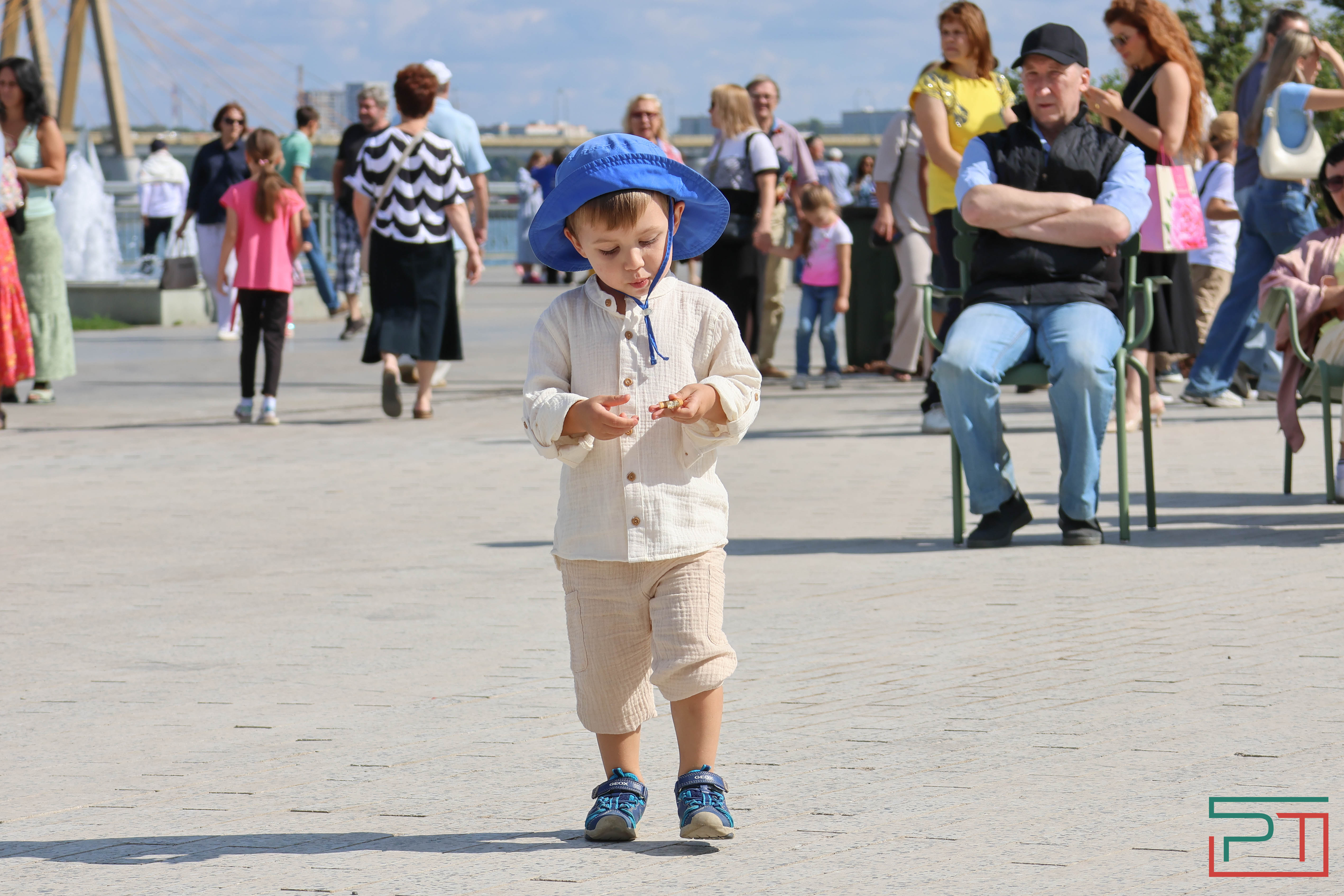 «Полностью изменил облик территории»: в Казани открылся детский парк «Елмай»