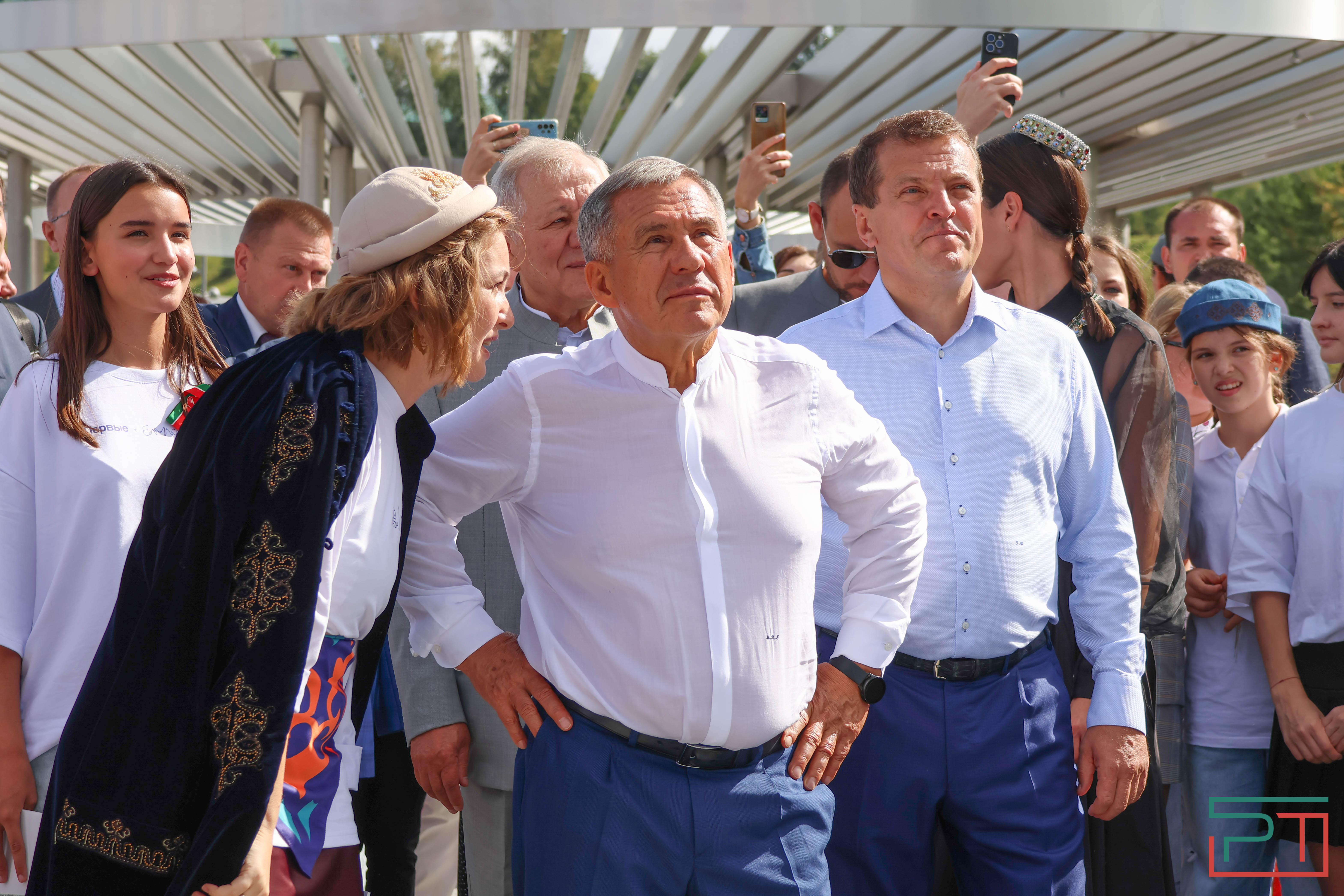 «Полностью изменил облик территории»: в Казани открылся детский парк «Елмай»