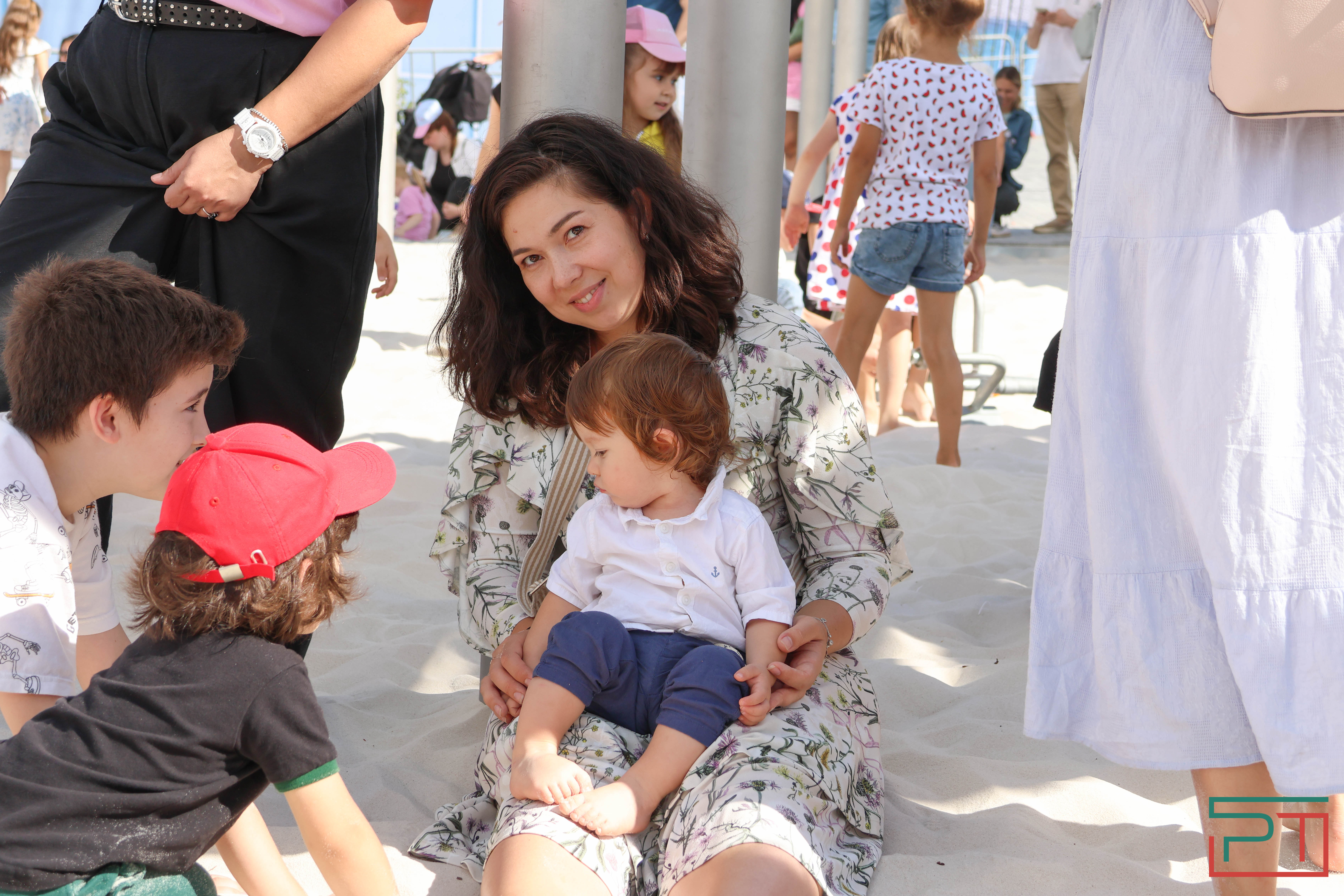 «Полностью изменил облик территории»: в Казани открылся детский парк «Елмай»