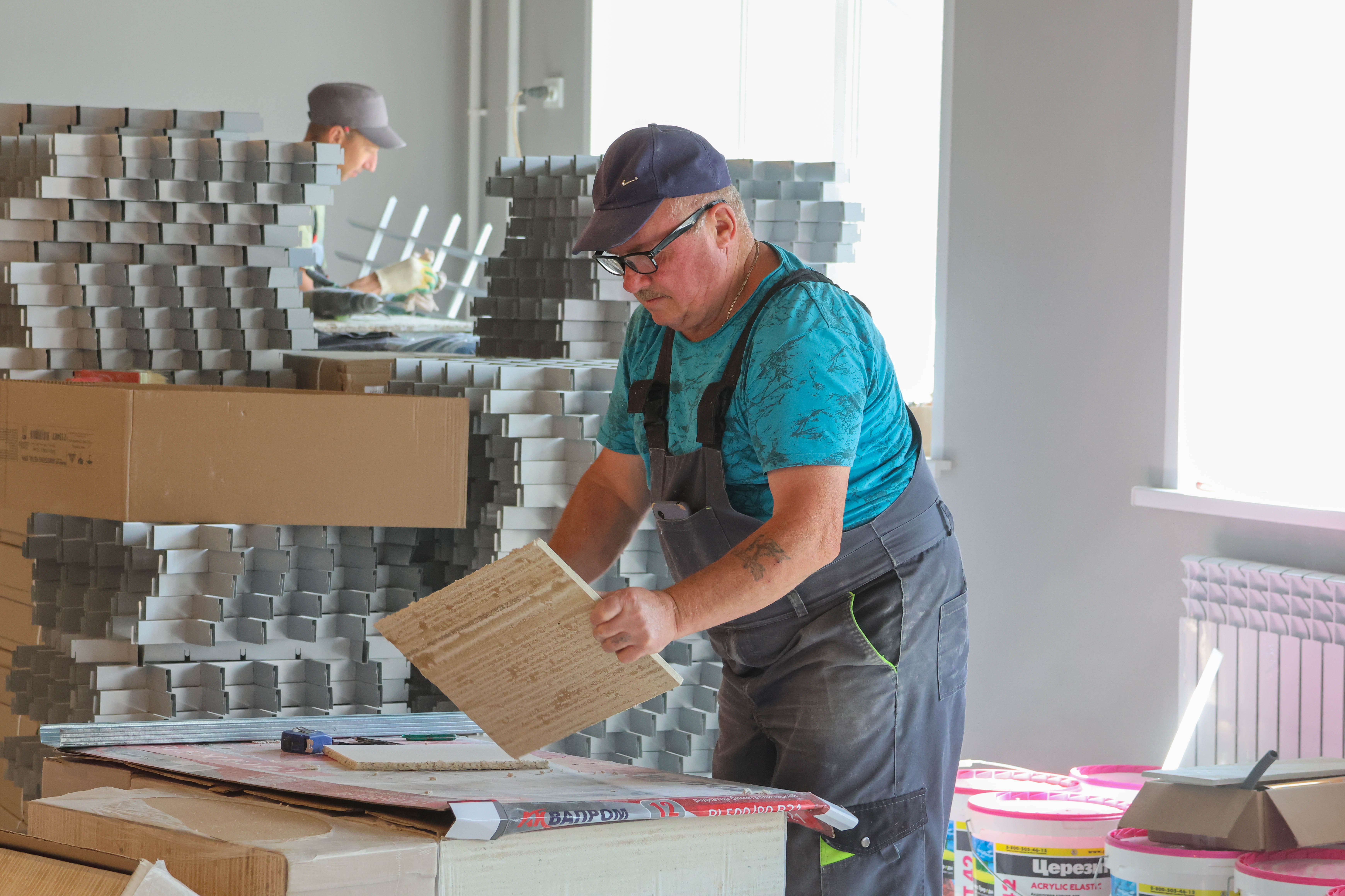 Мухаметшин осмотрел Детскую художественную школу в Лениногорске