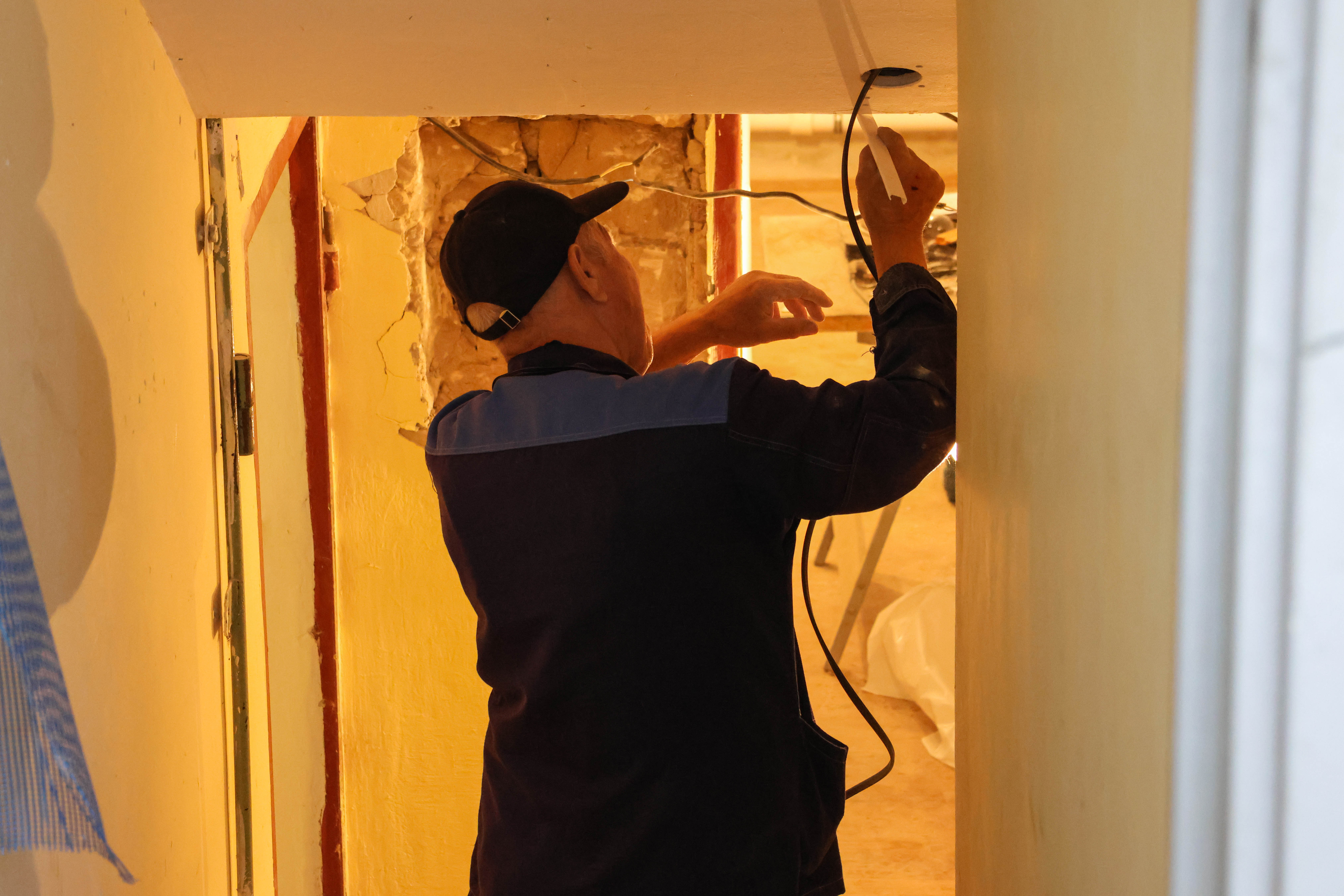 Мухаметшин осмотрел Детскую художественную школу в Лениногорске