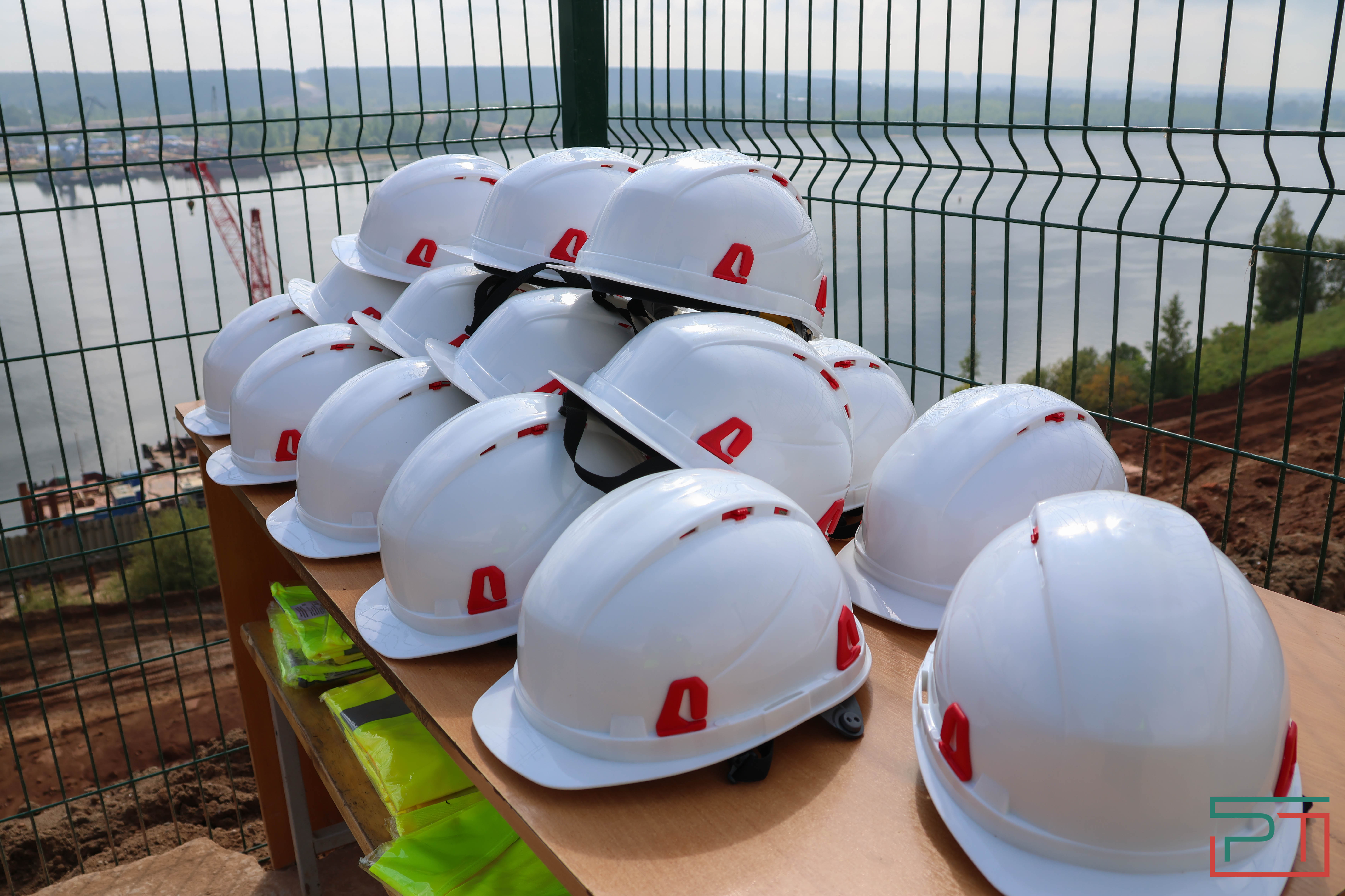 Минниханов: Мост через Каму будет сдан в этом году