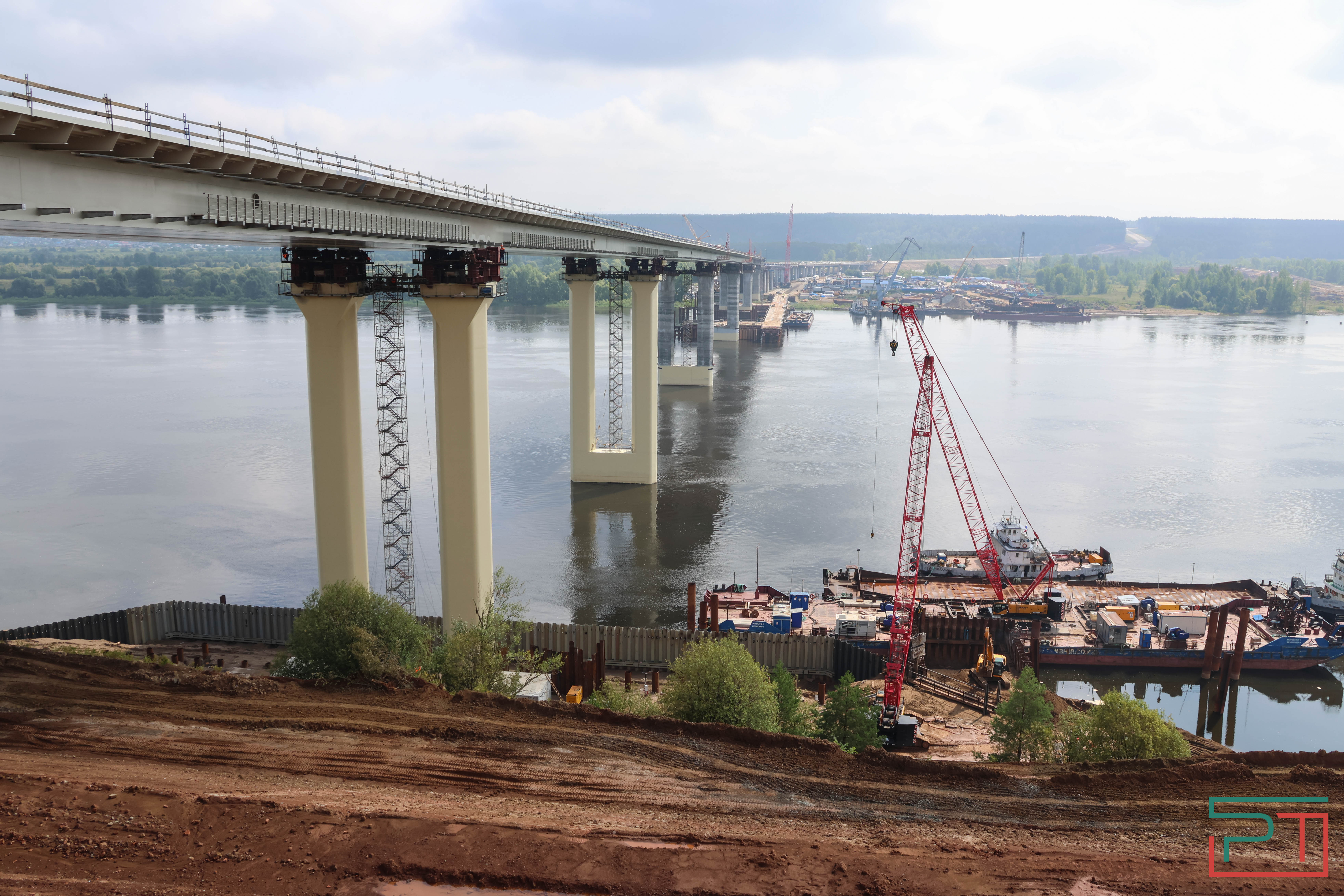 Минниханов: Мост через Каму будет сдан в этом году