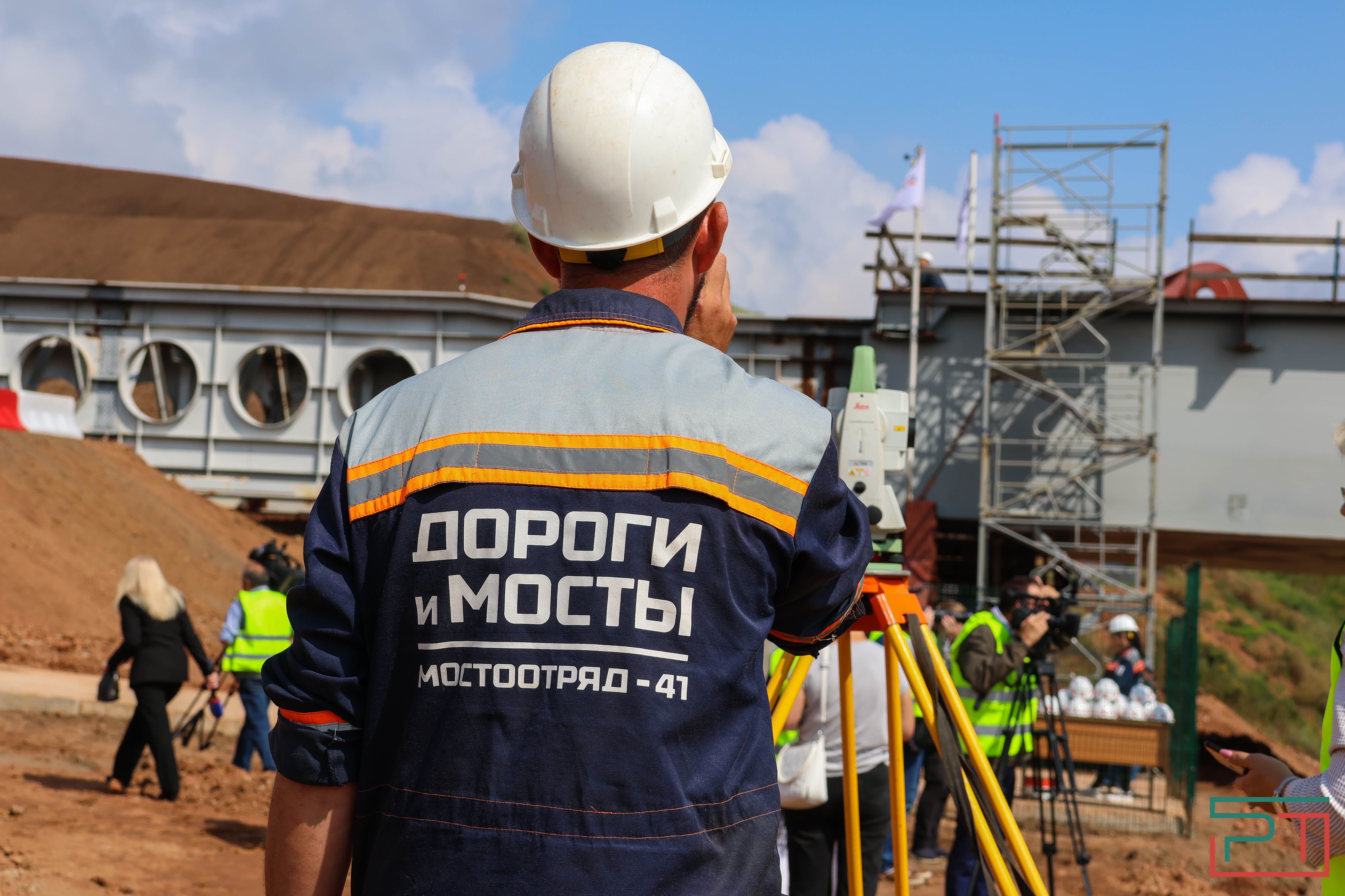 Минниханов: Мост через Каму будет сдан в этом году