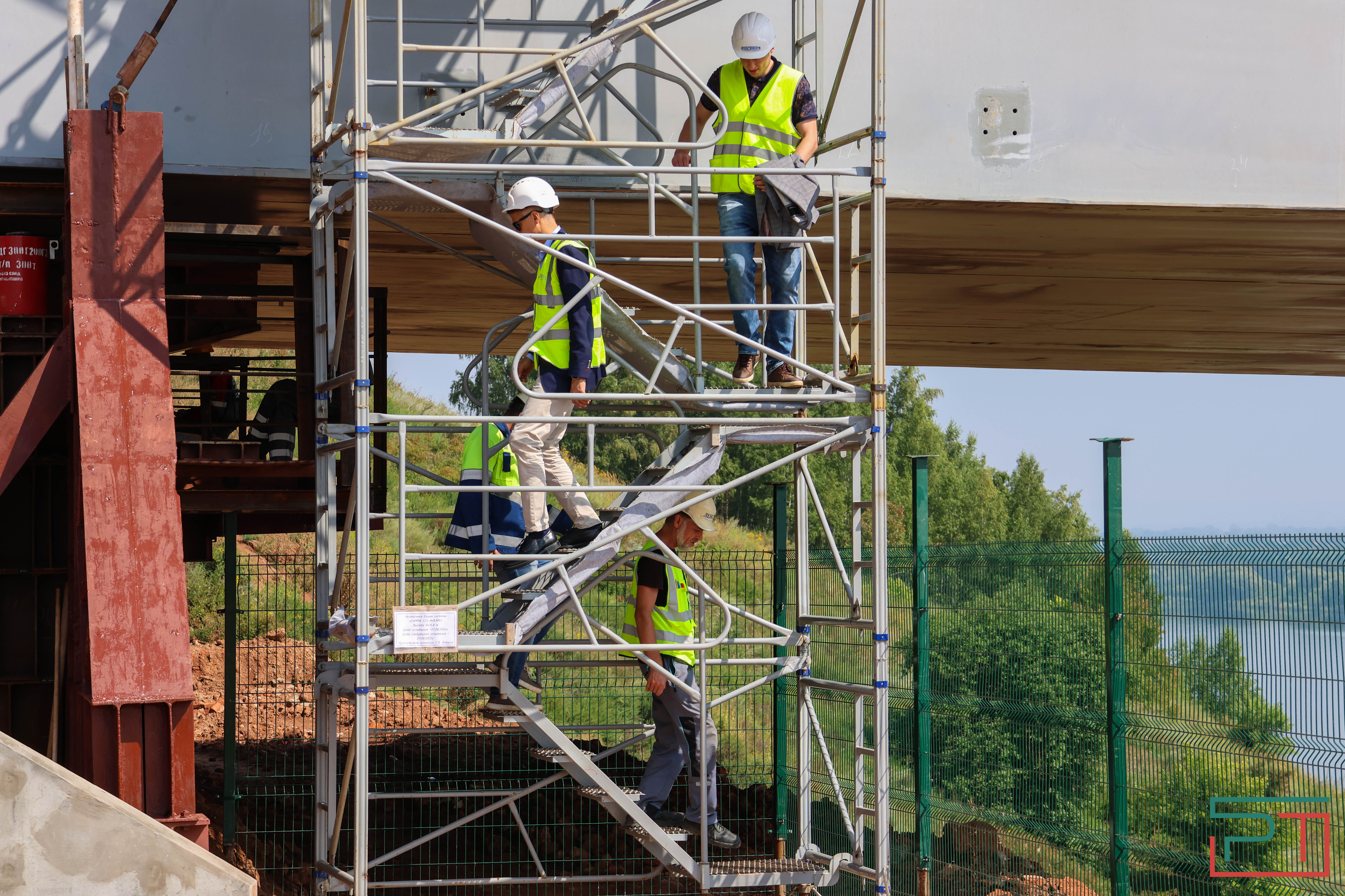 Минниханов: Мост через Каму будет сдан в этом году