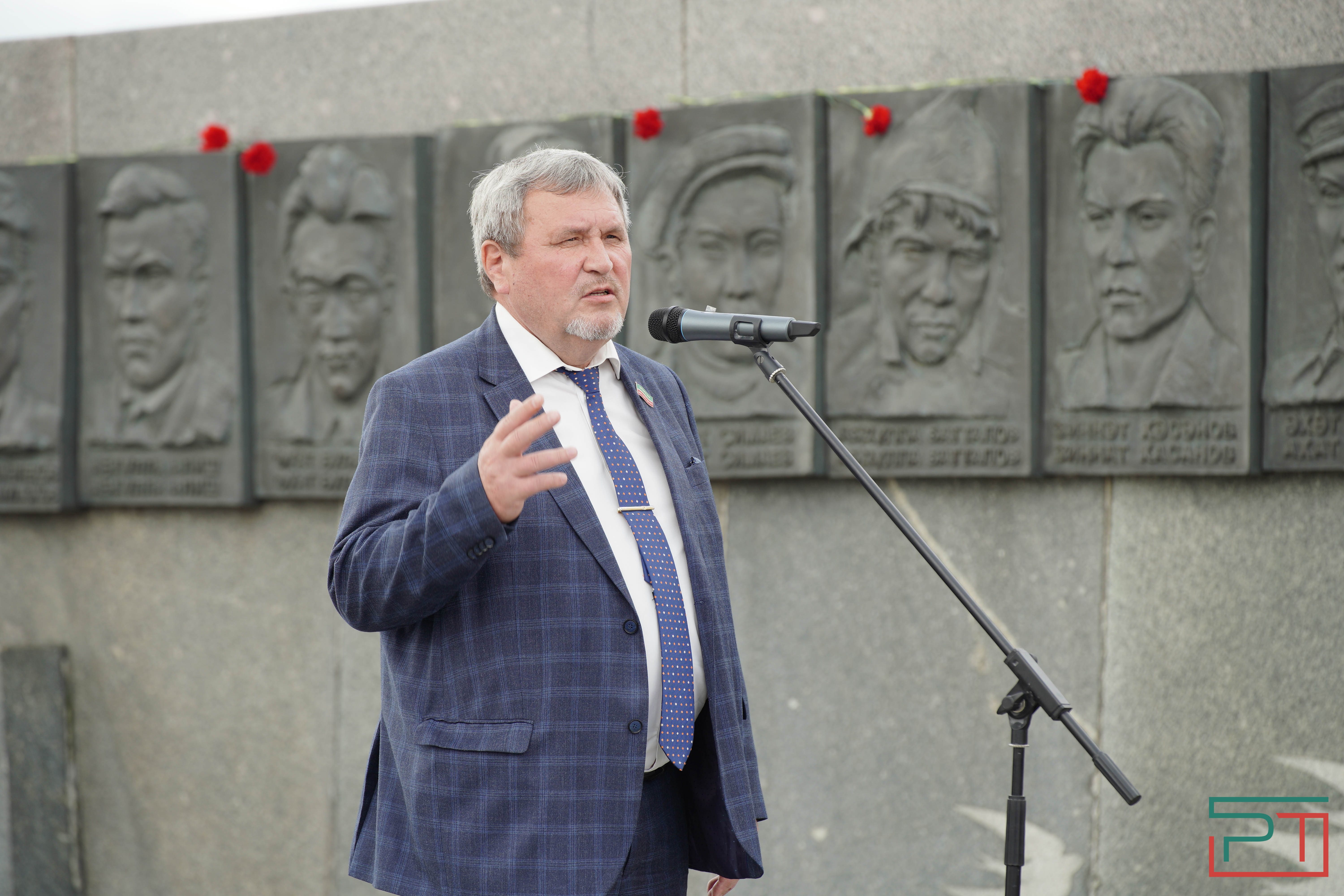 День памяти поэта-героя Мусы Джалиля в Казани