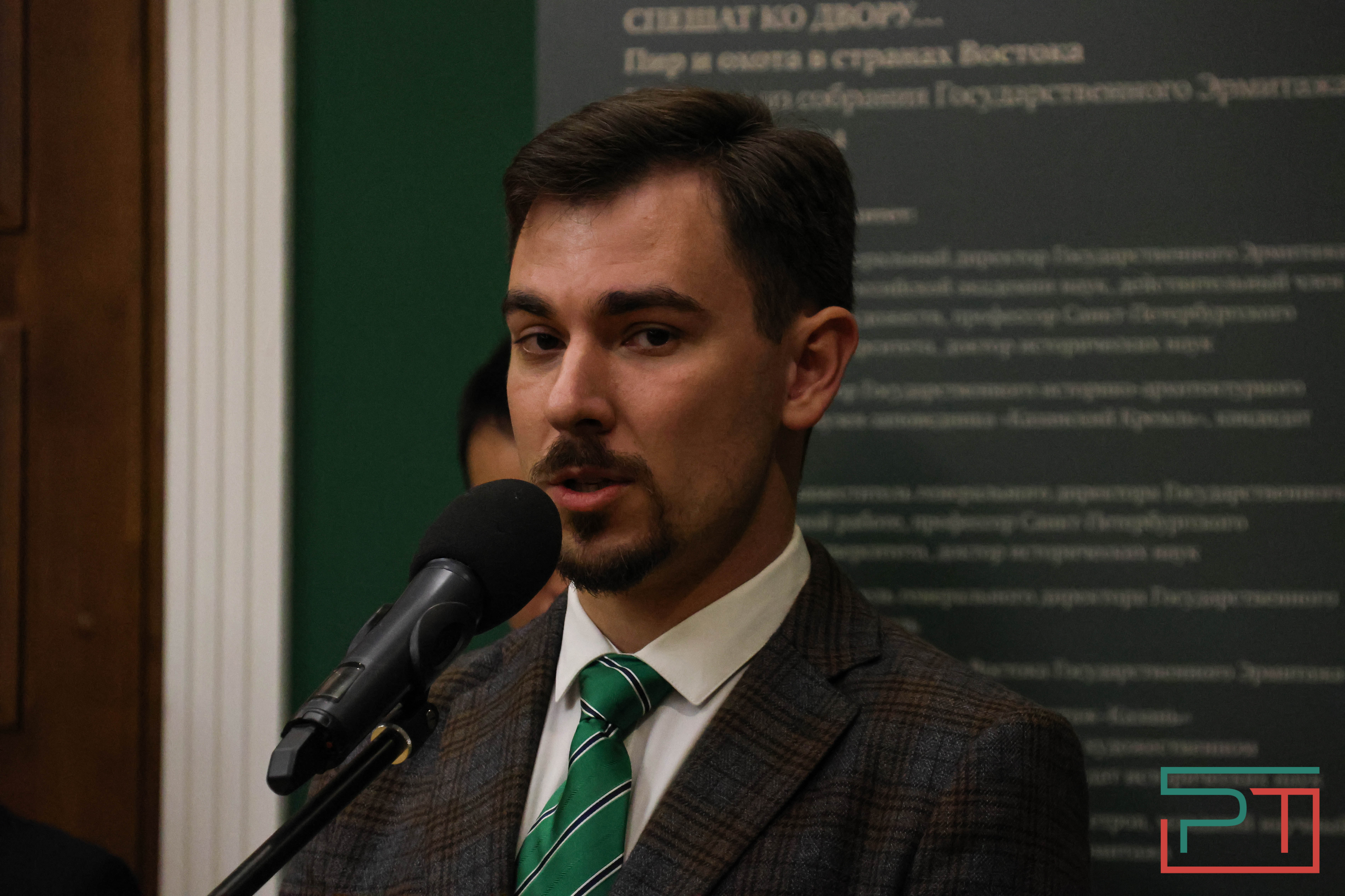 Всего месяц будет открыта в Казани выставка о пирах и царской охоте в странах Востока