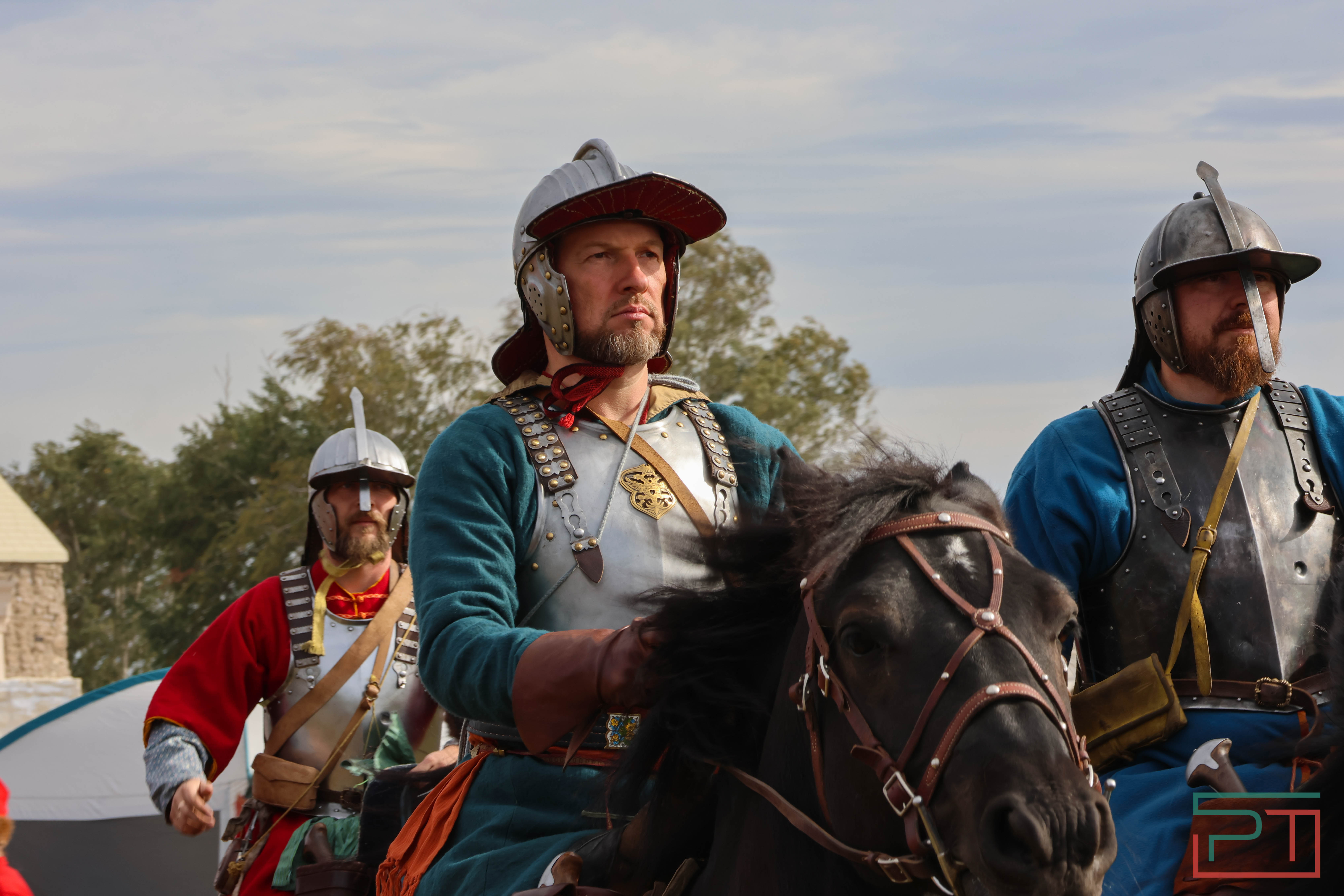 Постреляли из мушкета, погадали у шамана: в Болгаре прошел фестиваль «Путешествие в прошлое»