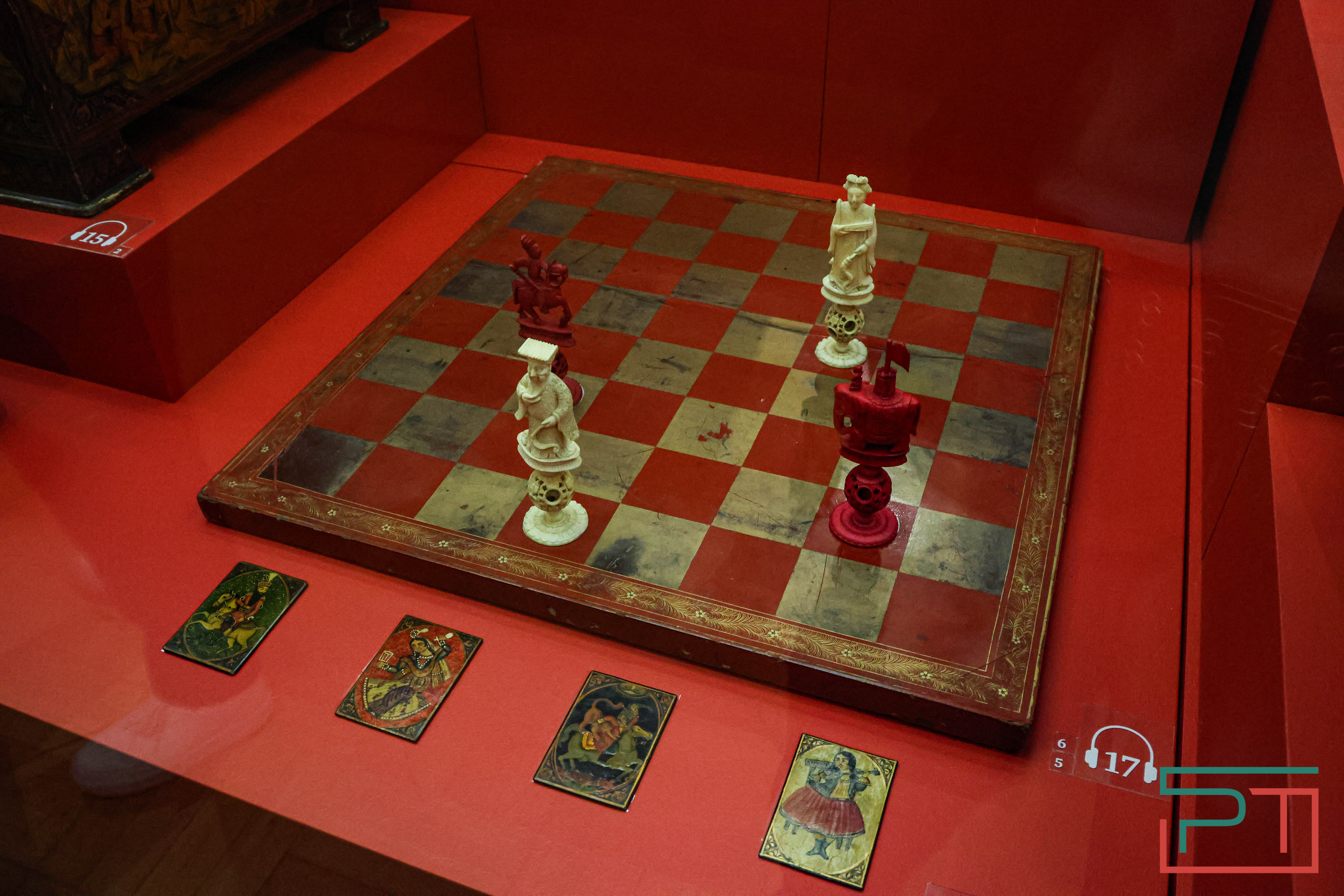 Всего месяц будет открыта в Казани выставка о пирах и царской охоте в странах Востока