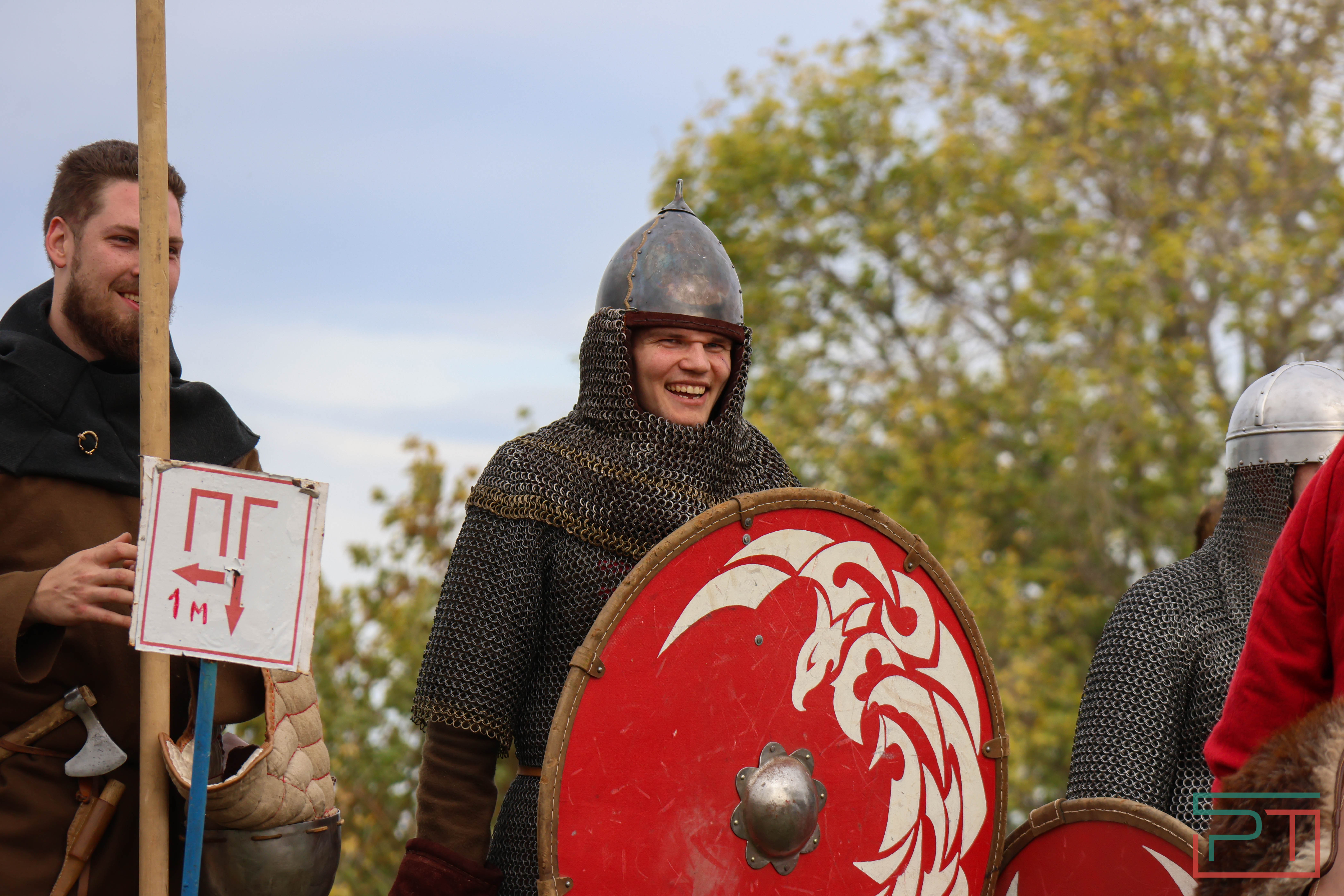 Постреляли из мушкета, погадали у шамана: в Болгаре прошел фестиваль «Путешествие в прошлое»