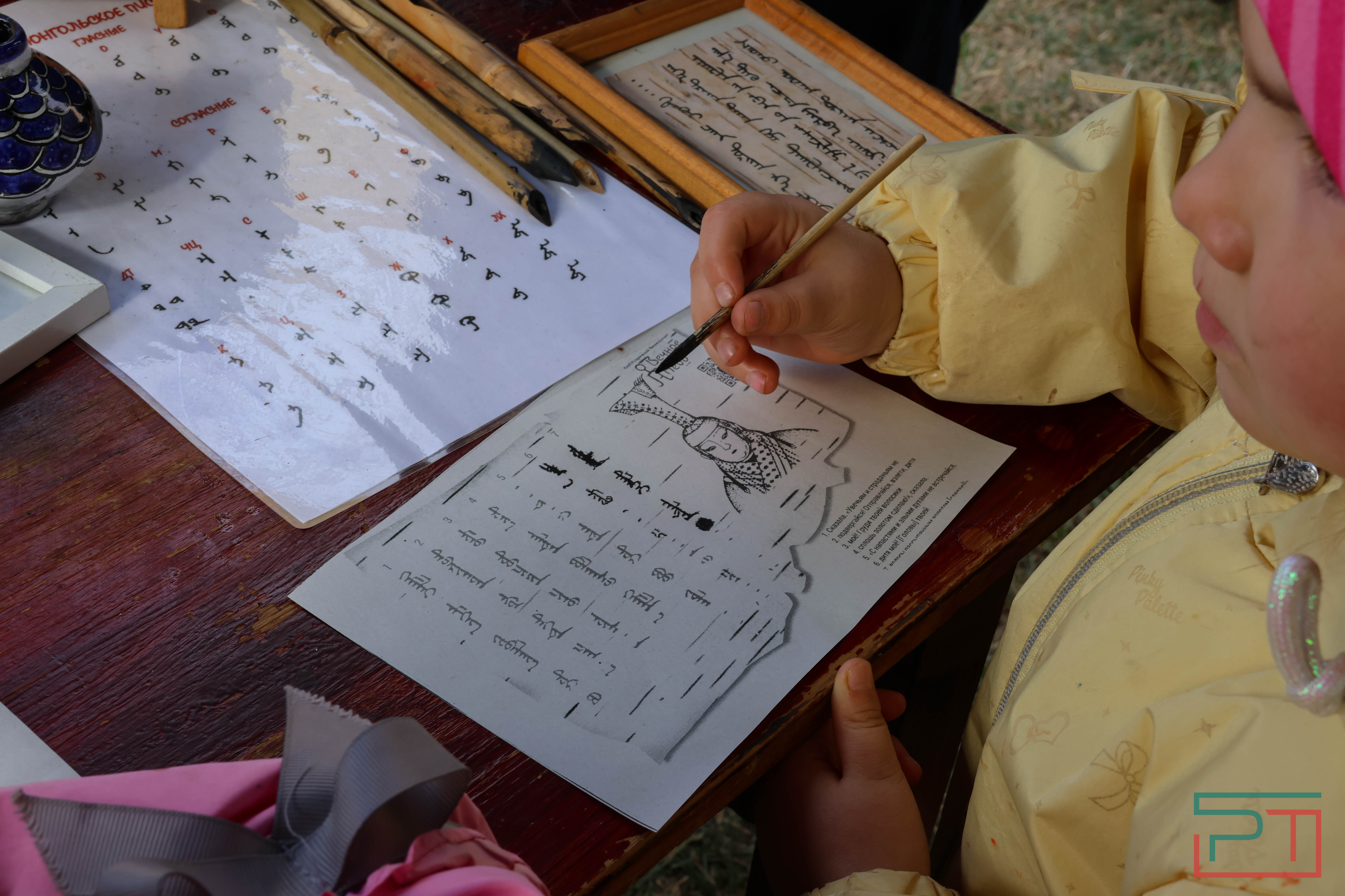 Постреляли из мушкета, погадали у шамана: в Болгаре прошел фестиваль «Путешествие в прошлое»